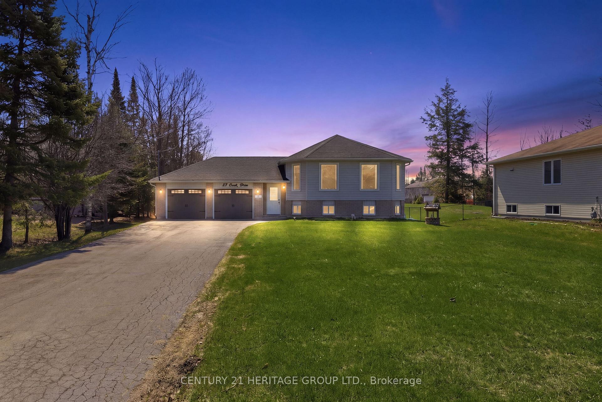 Photo 4 of 27 Creek Drive, Georgina, Pefferlaw — HOMEH