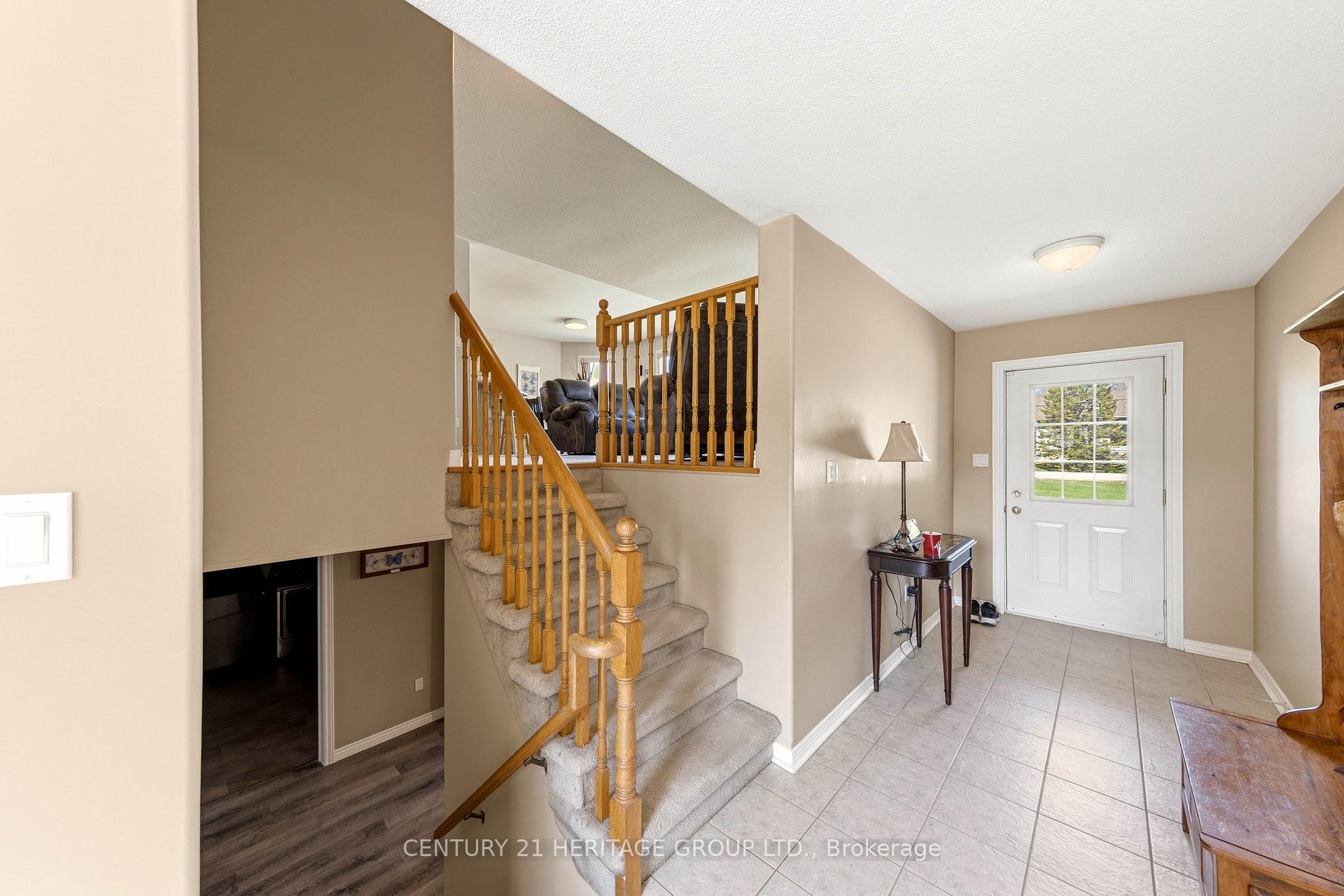 Photo 30 of 27 Creek Drive, Georgina, Pefferlaw — HOMEH