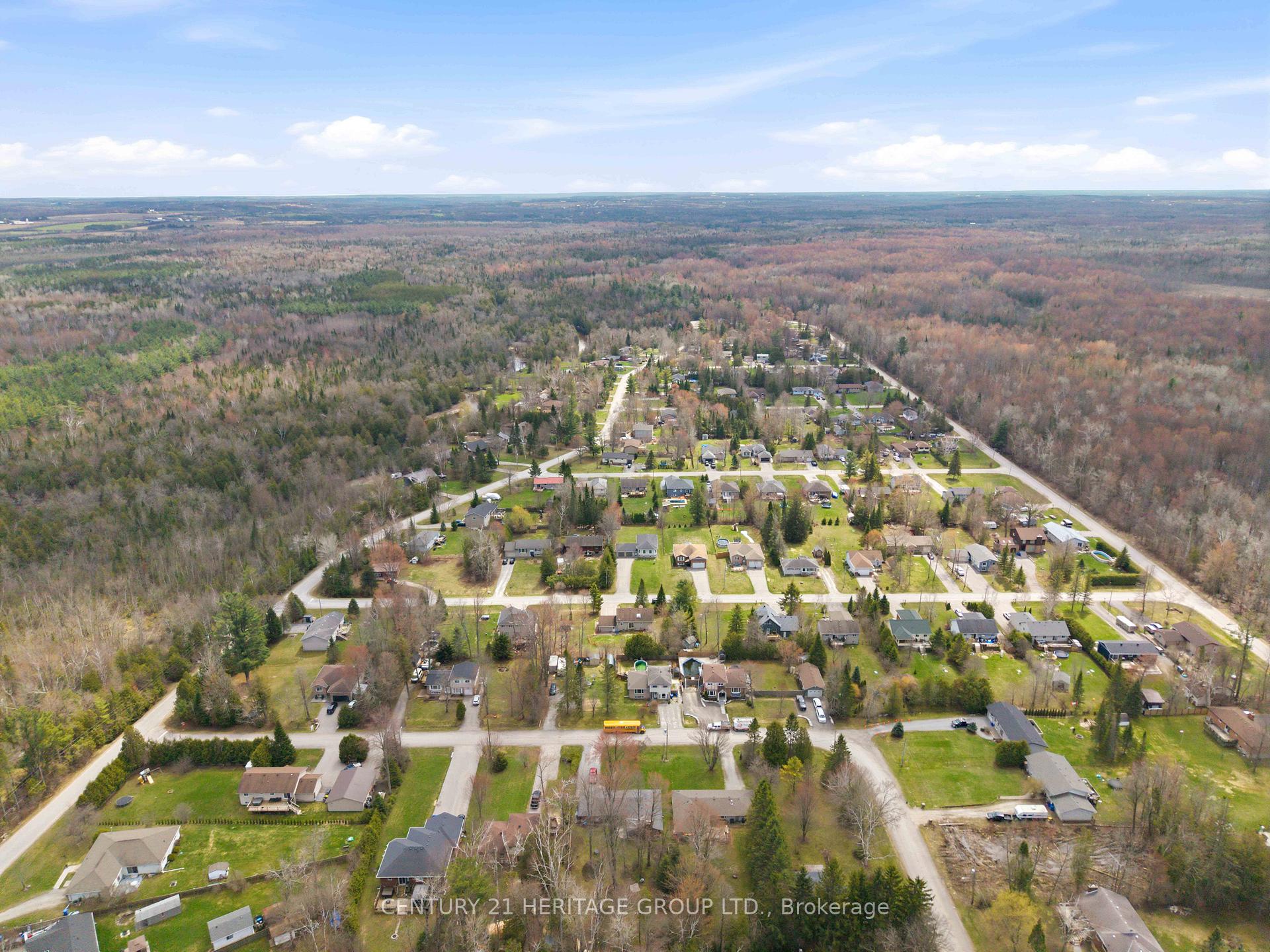 Photo 50 of 27 Creek Drive, Georgina, Pefferlaw — HOMEH