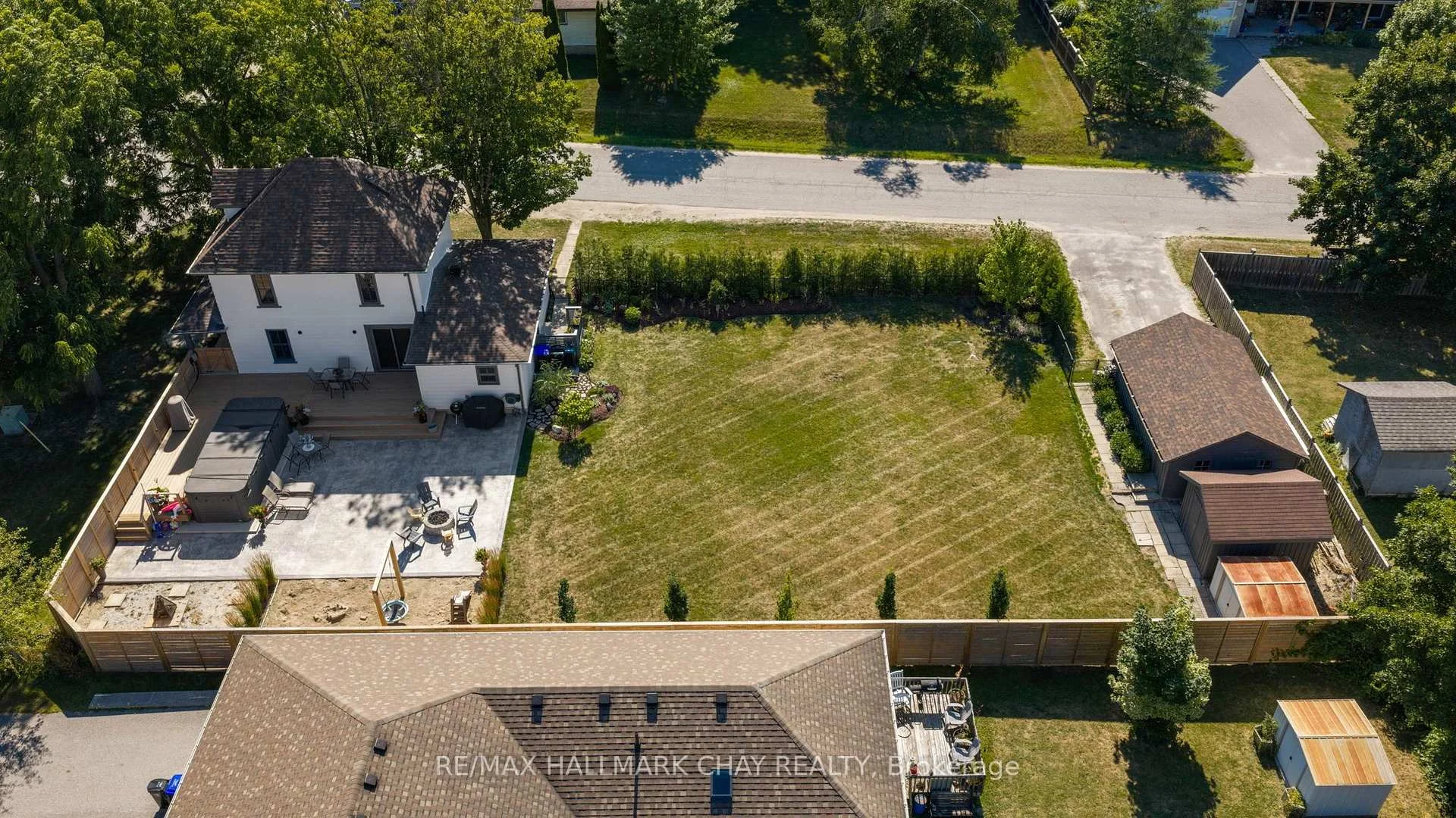 Photo 51 of 26 Edward Street W, Clearview, Creemore — HOMEH