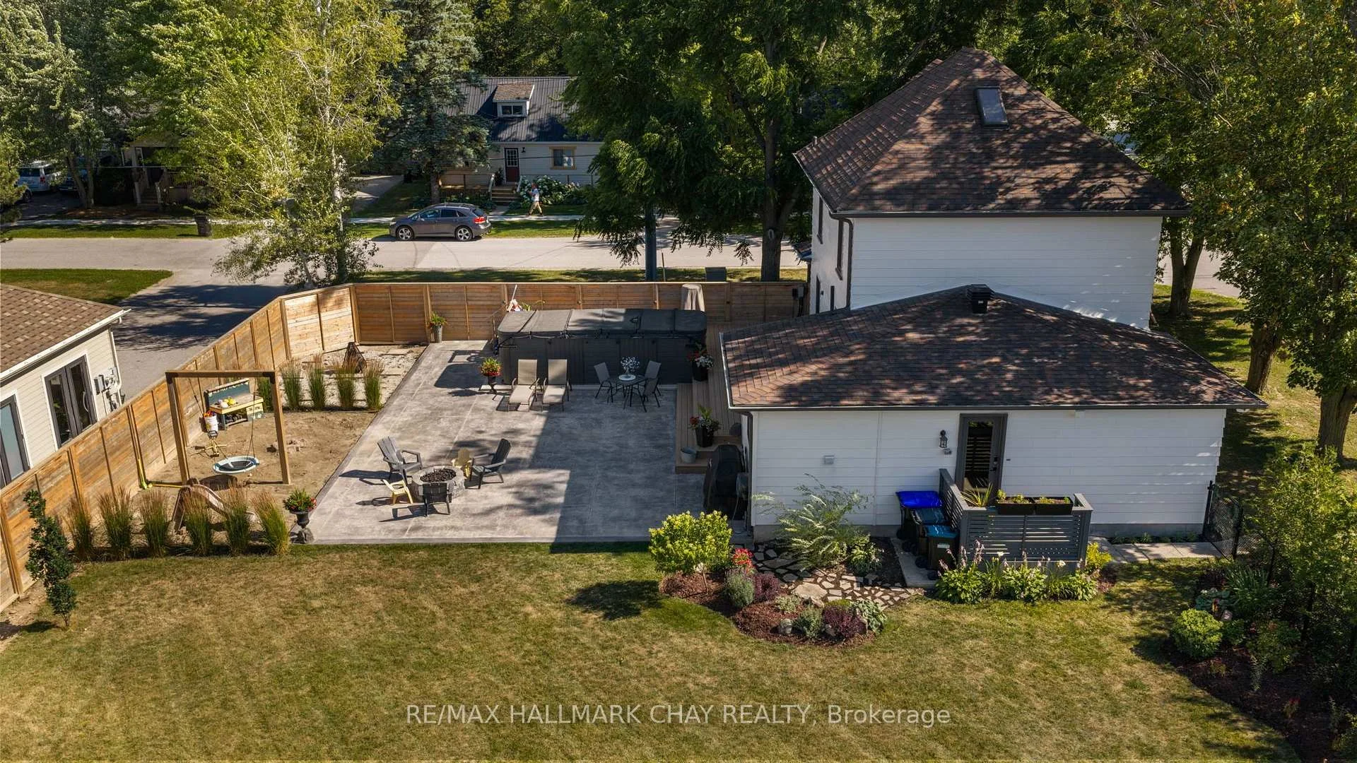 Photo 53 of 26 Edward Street W, Clearview, Creemore — HOMEH