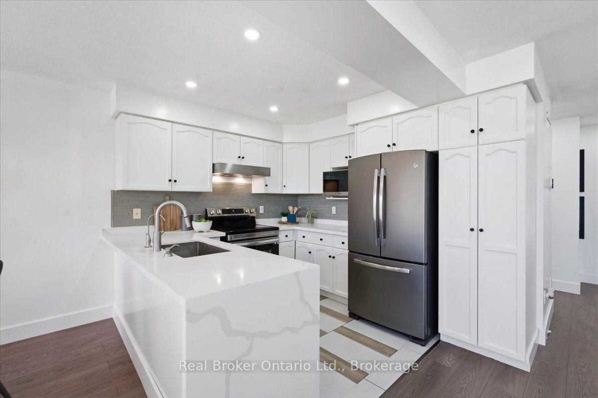 Photo 5 of 12 Castlebury Drive, Guelph, Willow West/Sugarbush/West Acres — HOMEH