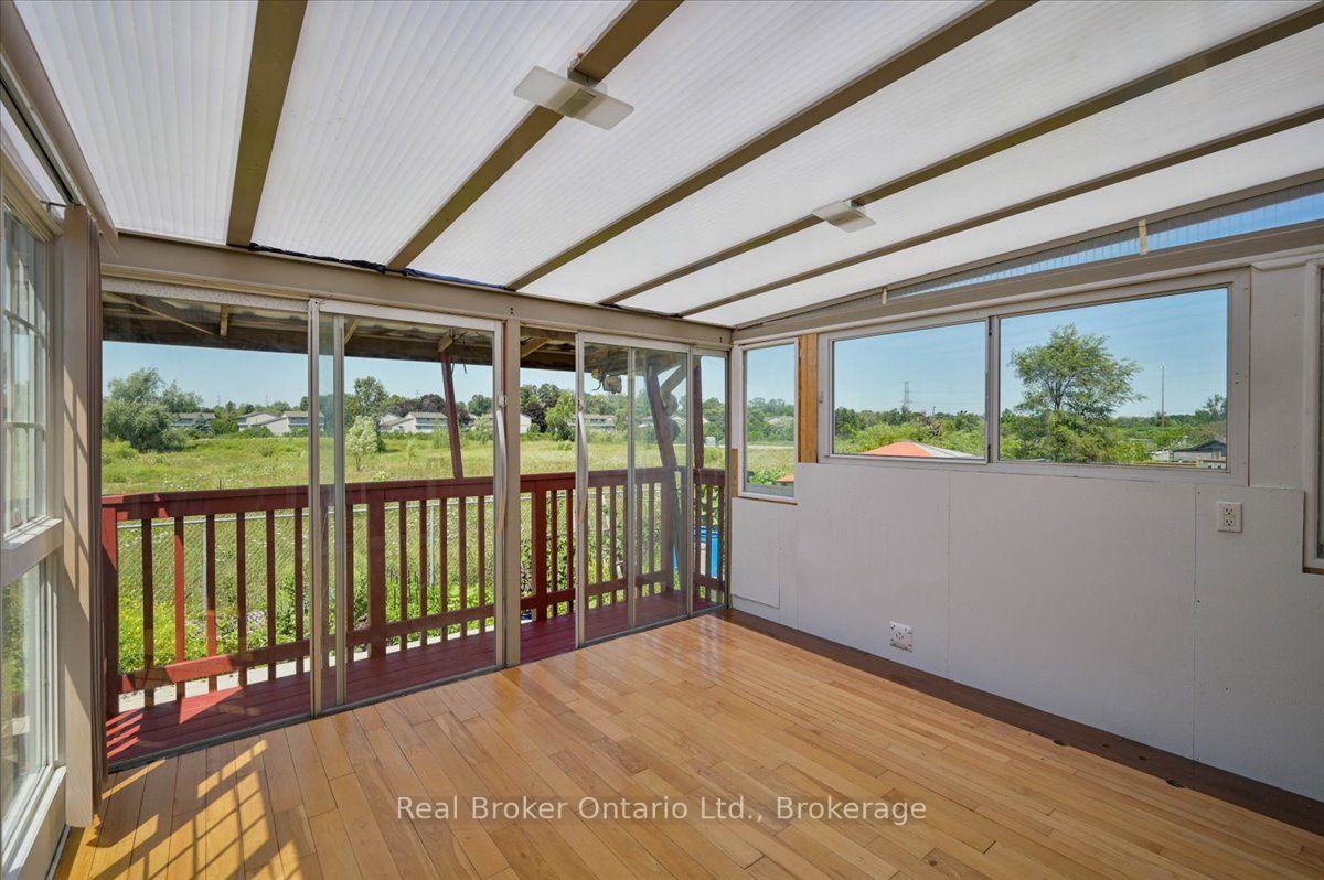 Photo 39 of 12 Castlebury Drive, Guelph, Willow West/Sugarbush/West Acres — HOMEH