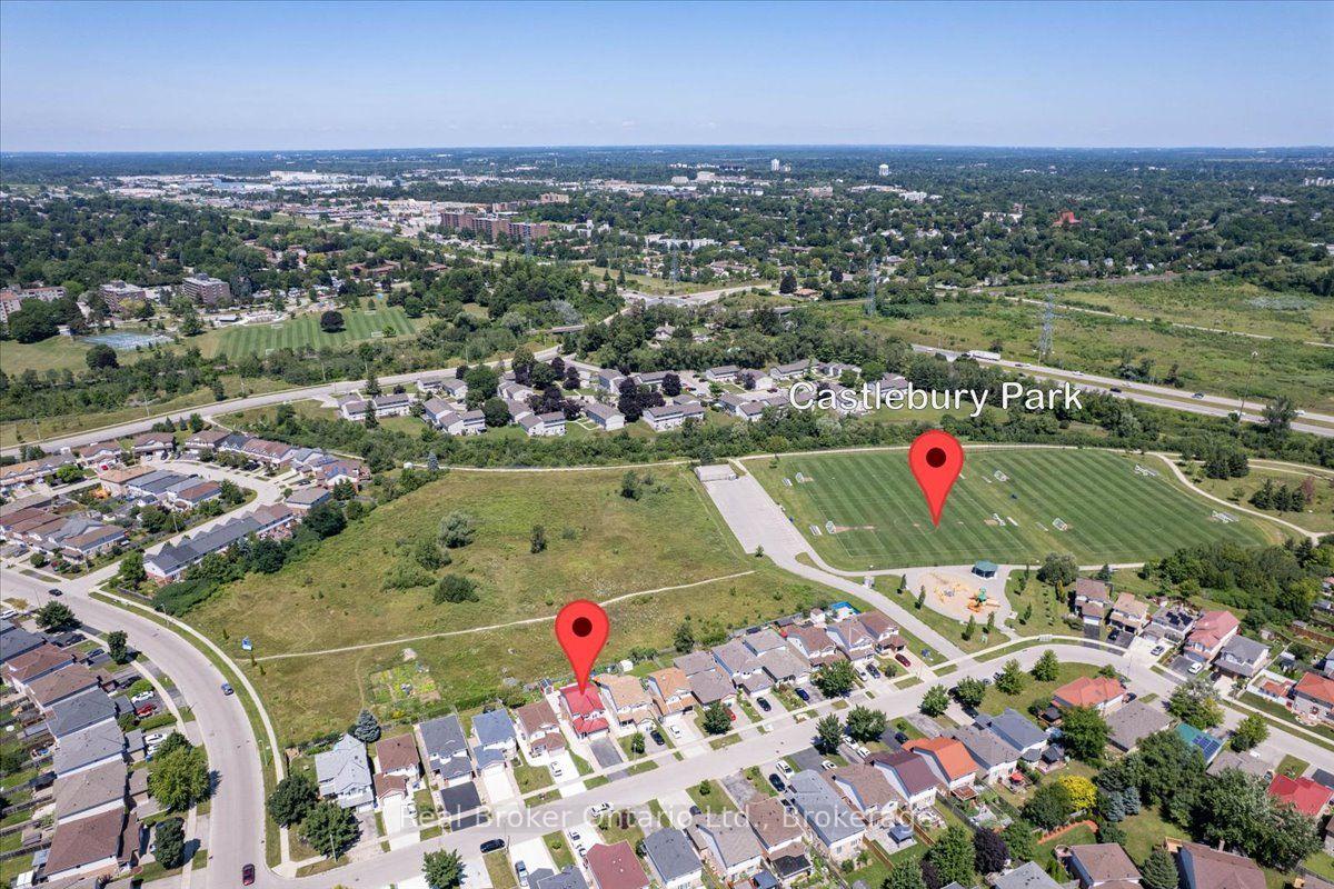 Photo 45 of 12 Castlebury Drive, Guelph, Willow West/Sugarbush/West Acres — HOMEH