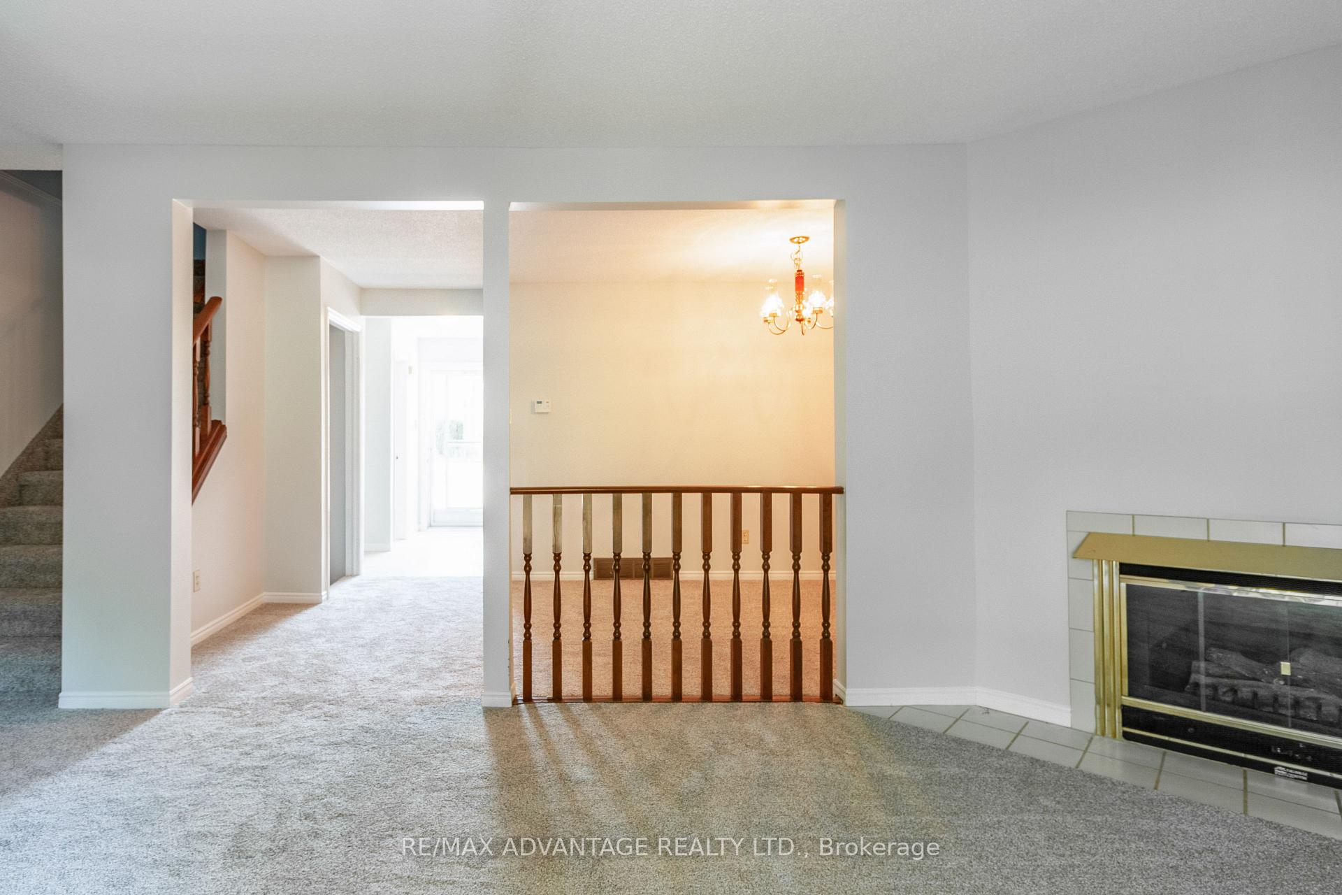 Photo 10 of Unit 4, 1294 Byron Baseline Road W, London, South K — HOMEH
