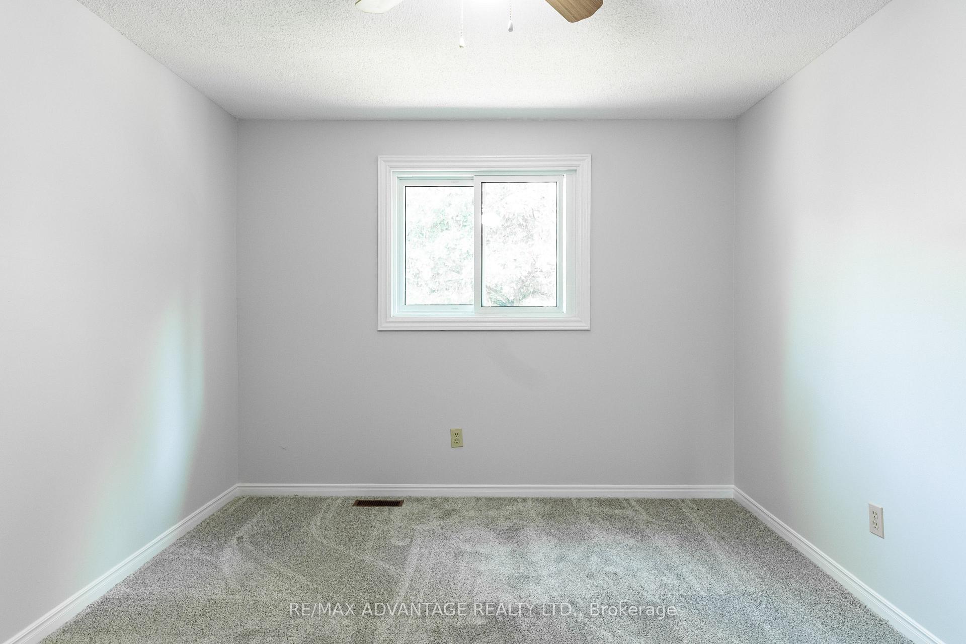 Photo 17 of Unit 4, 1294 Byron Baseline Road W, London, South K — HOMEH