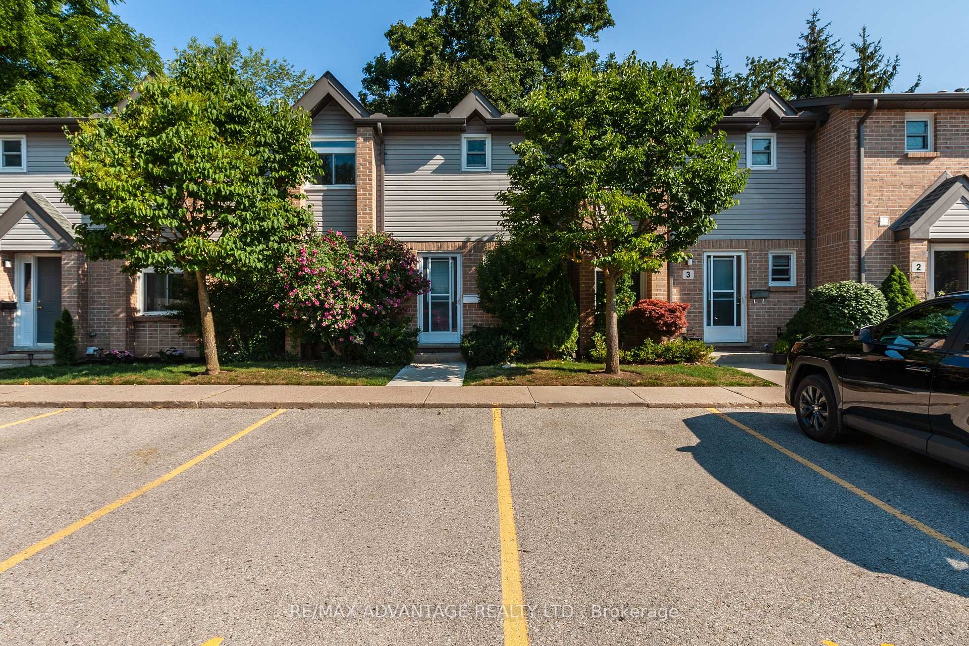 Photo 28 of Unit 4, 1294 Byron Baseline Road W, London, South K — HOMEH