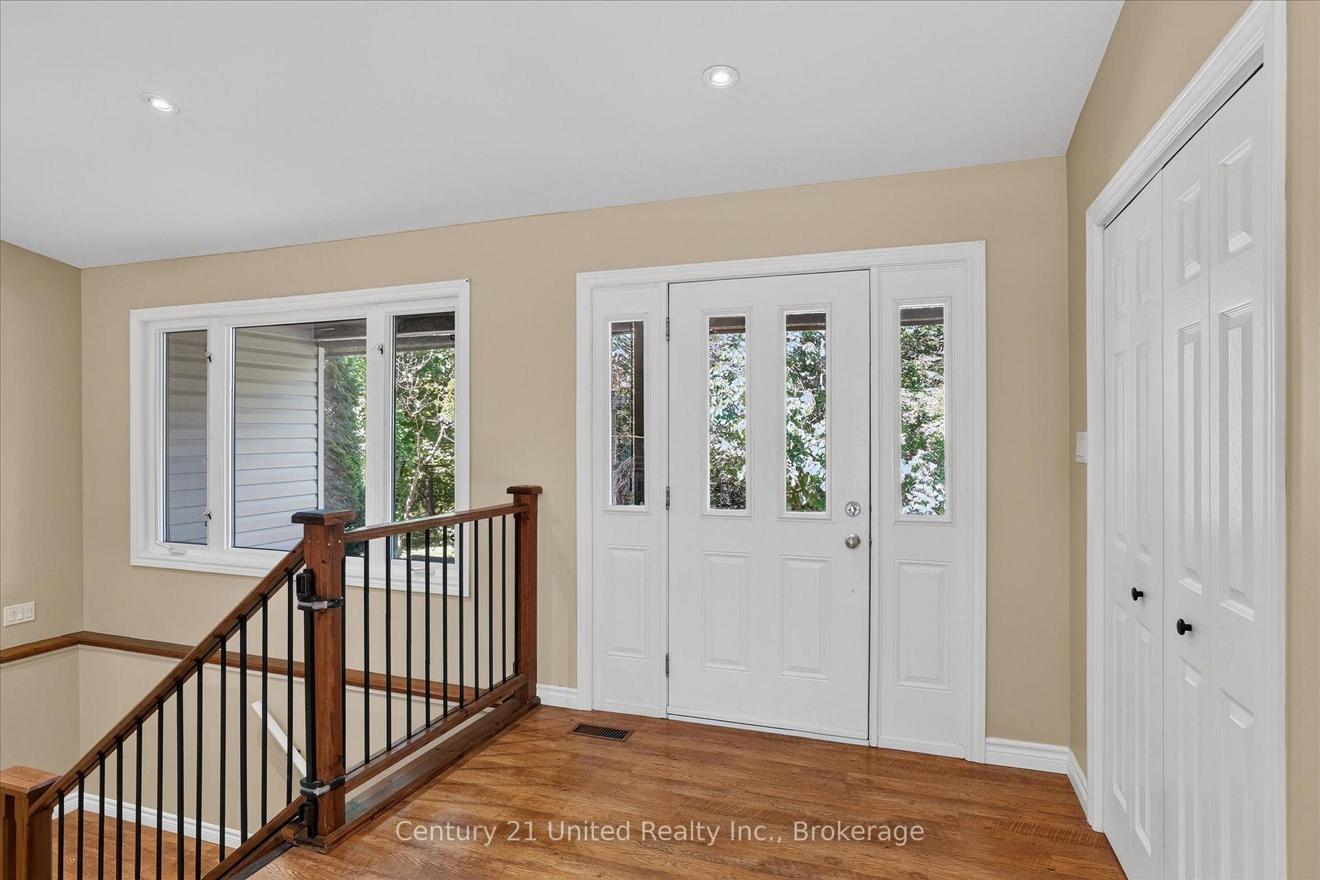 Photo 3 of 923 Rock Road, Douro-Dummer — HOMEH