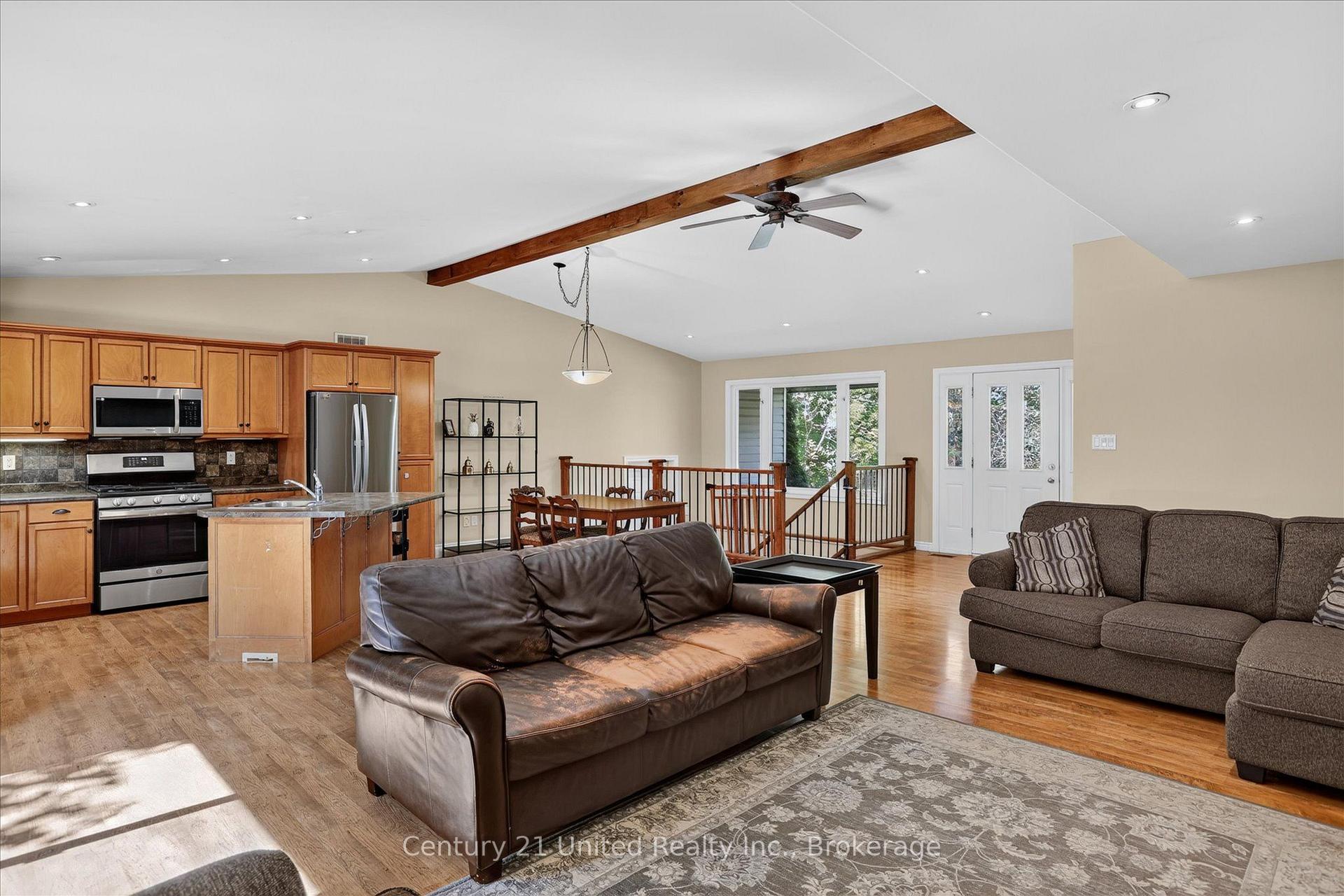 Photo 12 of 923 Rock Road, Douro-Dummer — HOMEH
