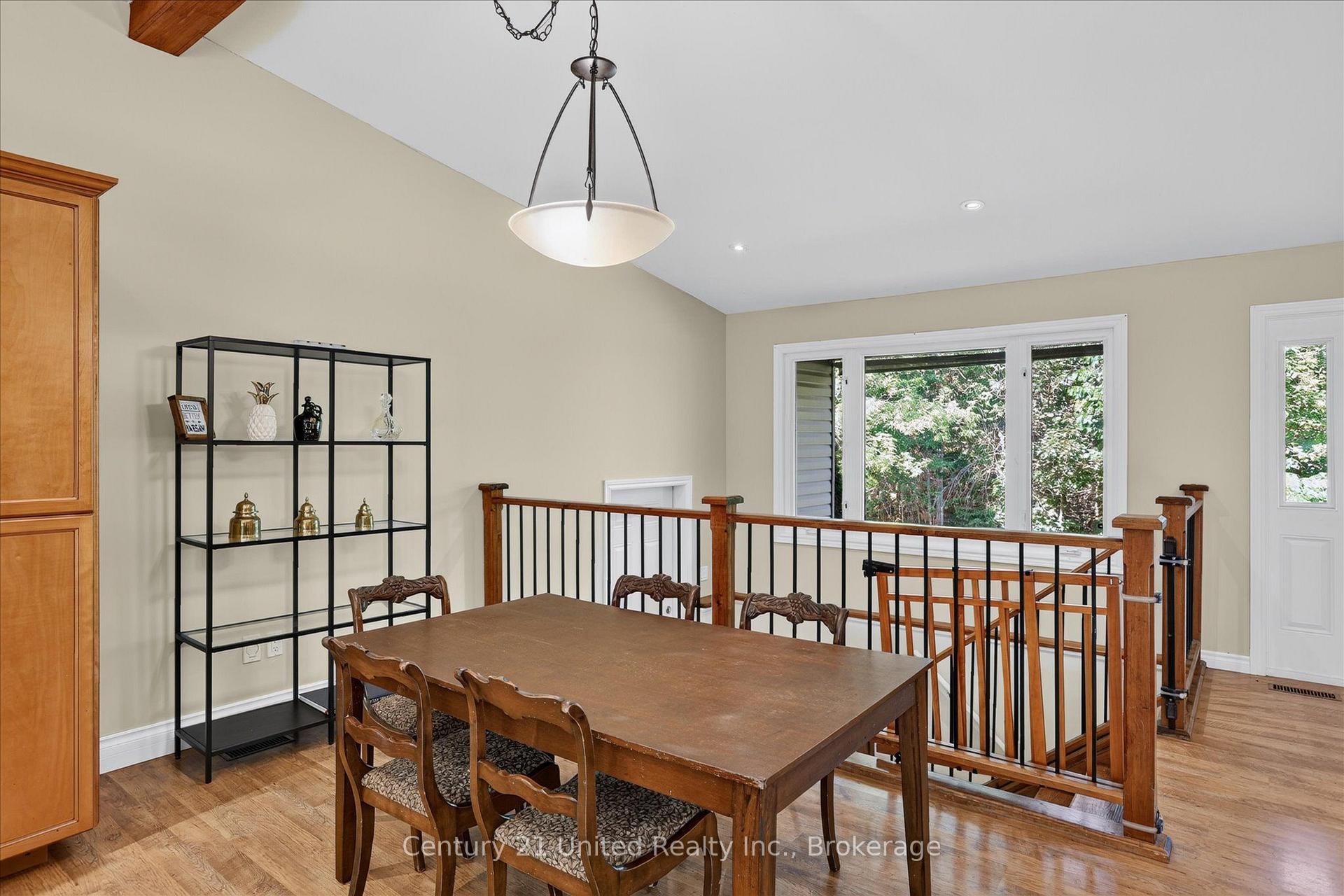 Photo 13 of 923 Rock Road, Douro-Dummer — HOMEH