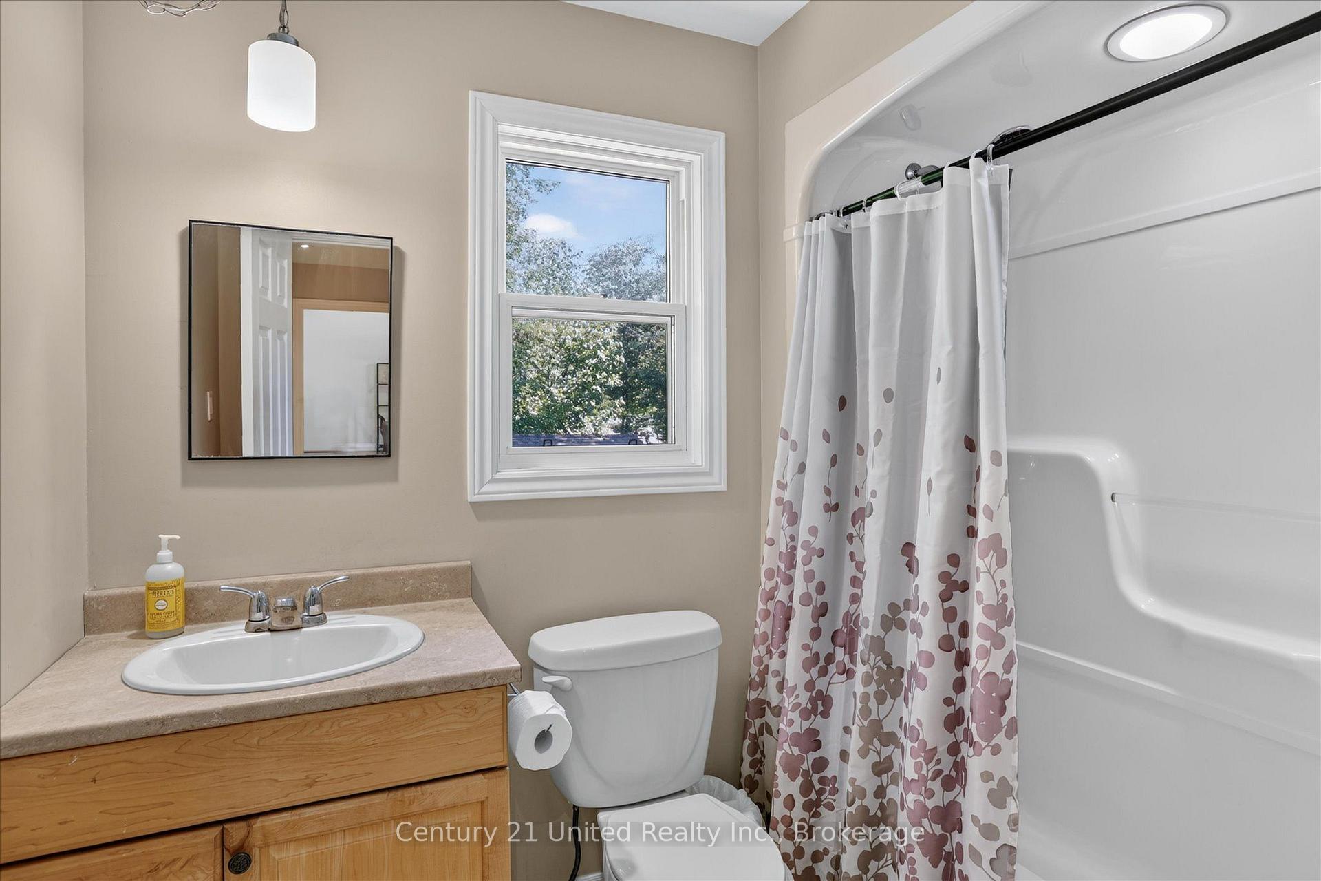Photo 20 of 923 Rock Road, Douro-Dummer — HOMEH