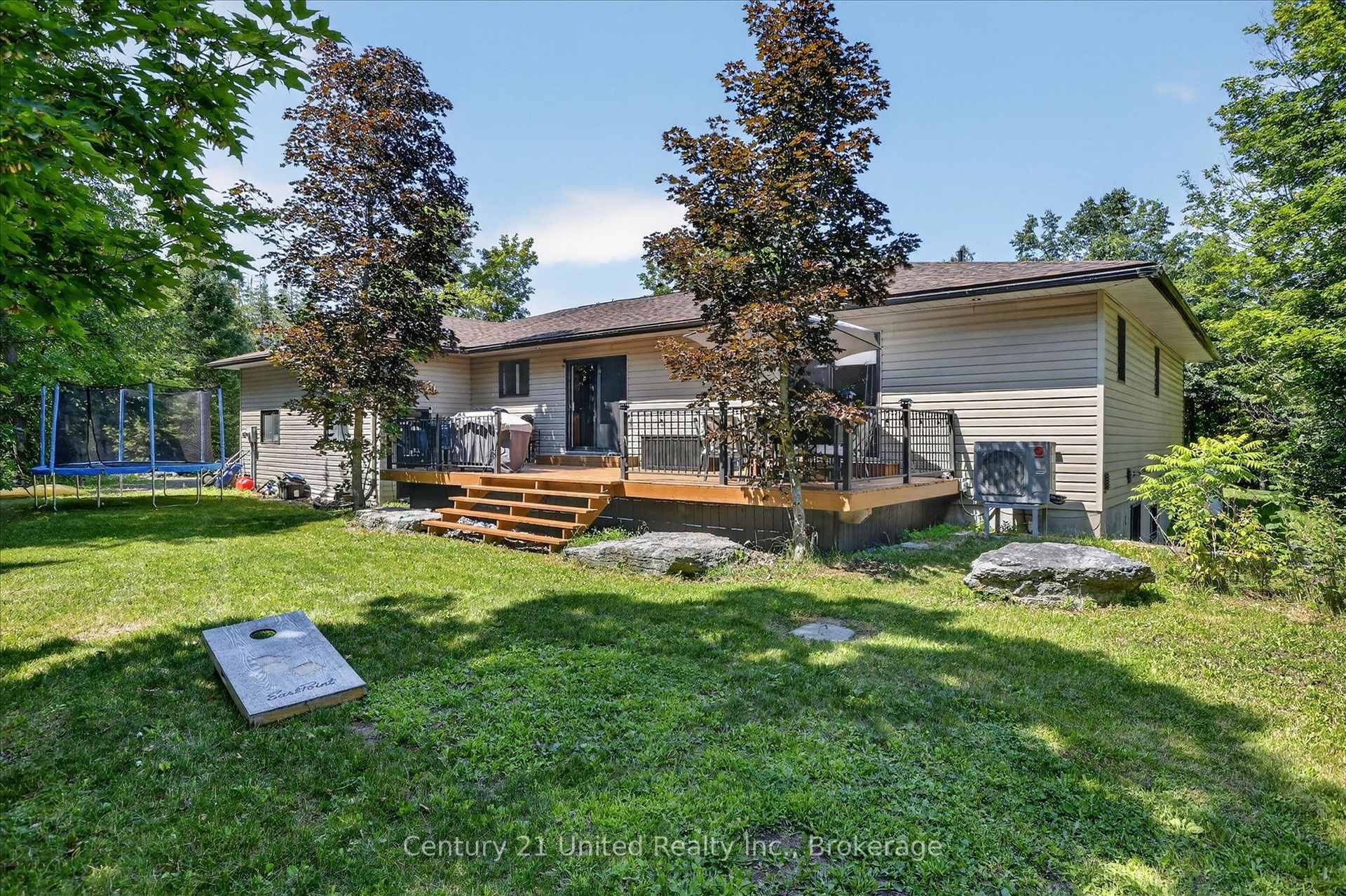 Photo 35 of 923 Rock Road, Douro-Dummer — HOMEH