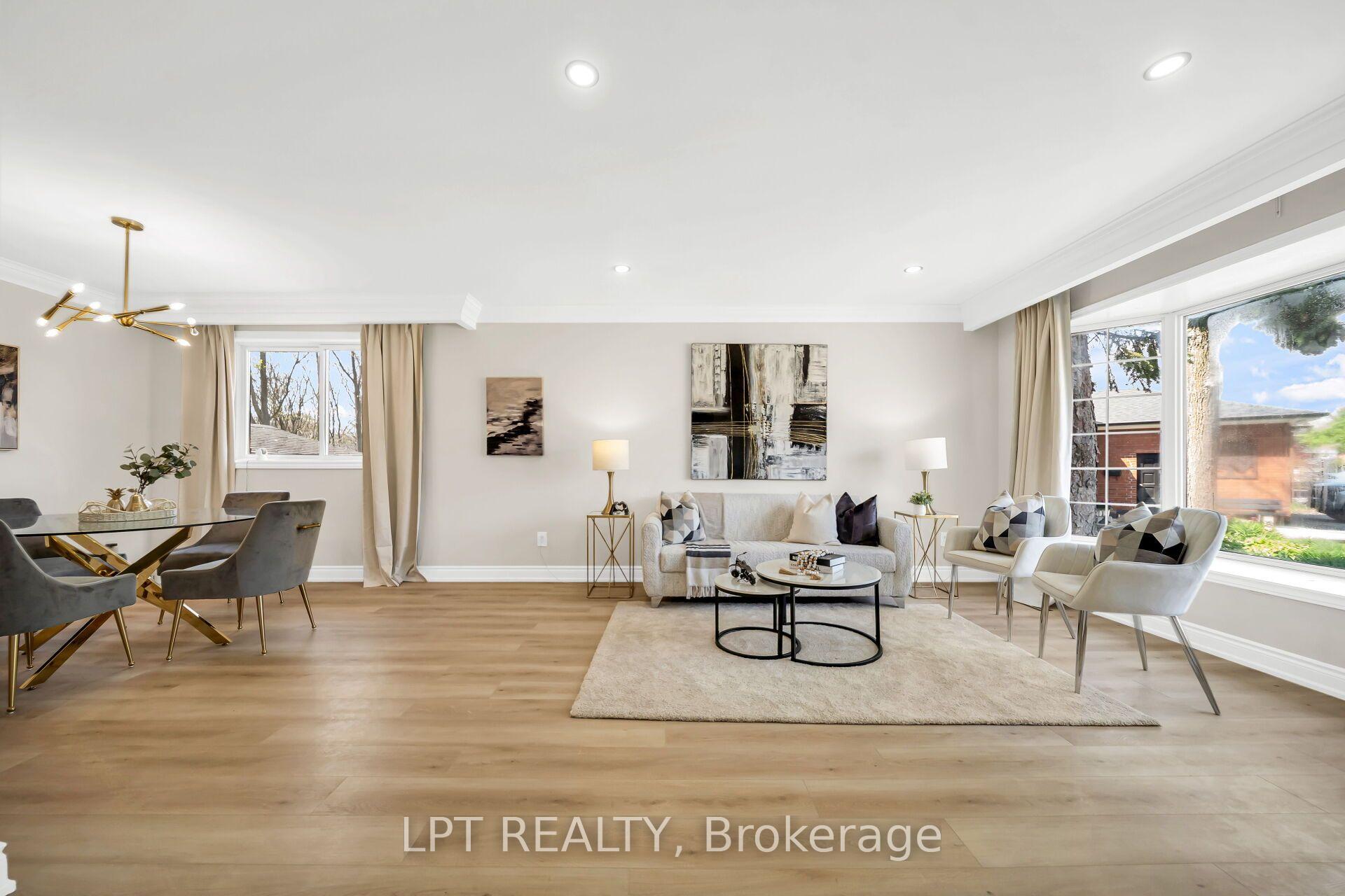 Photo 10 of 41 Keegan Crescent, North York, York University Heights — HOMEH
