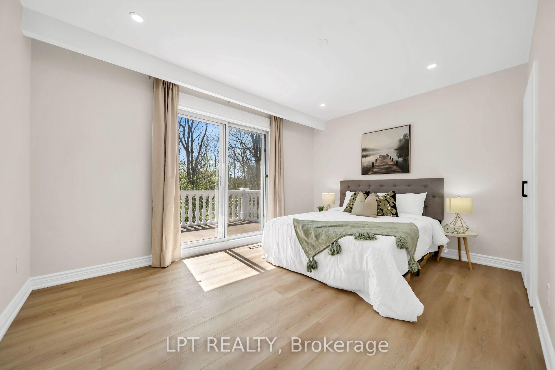Photo 17 of 41 Keegan Crescent, North York, York University Heights — HOMEH