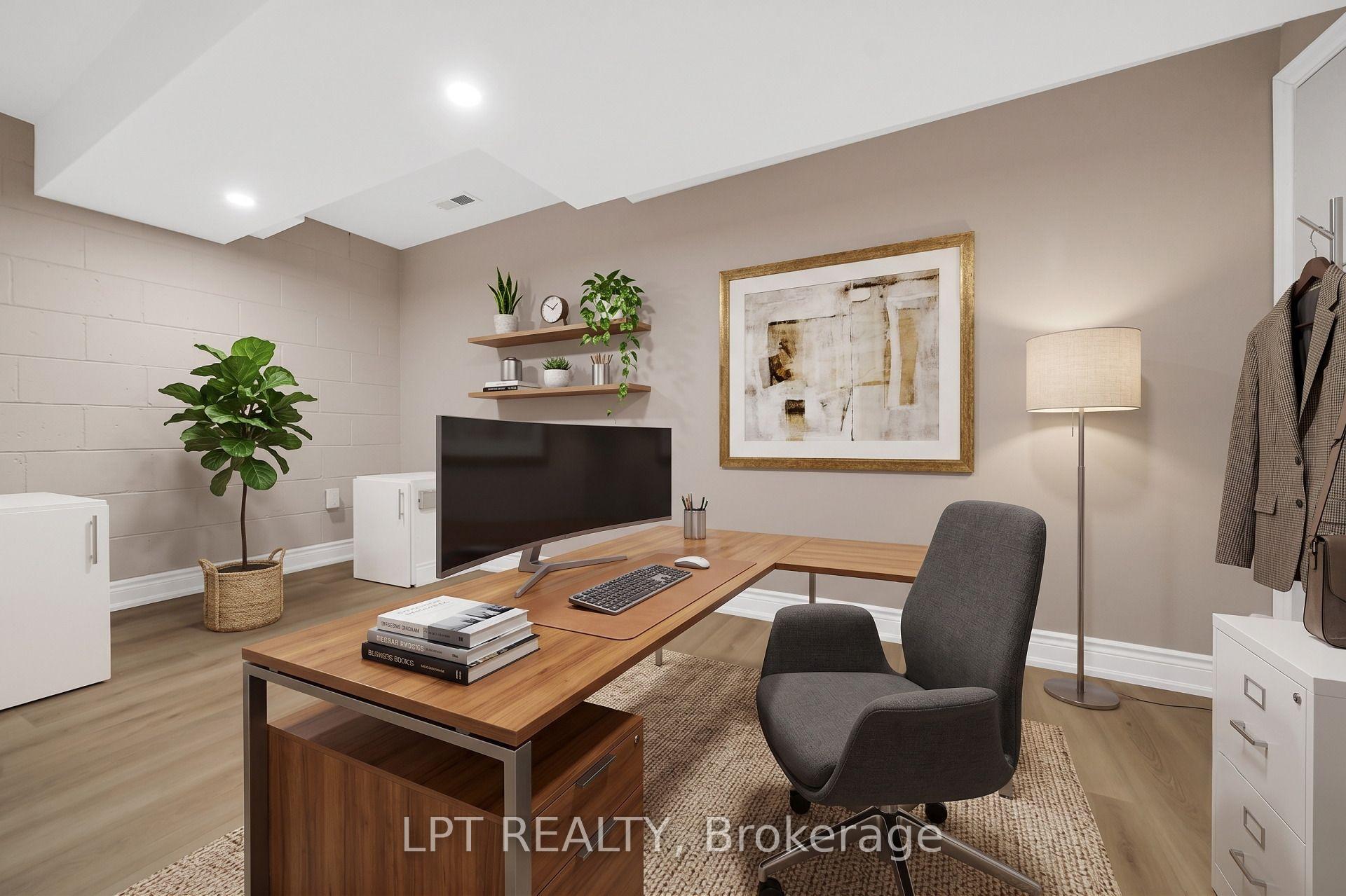 Photo 43 of 41 Keegan Crescent, North York, York University Heights — HOMEH