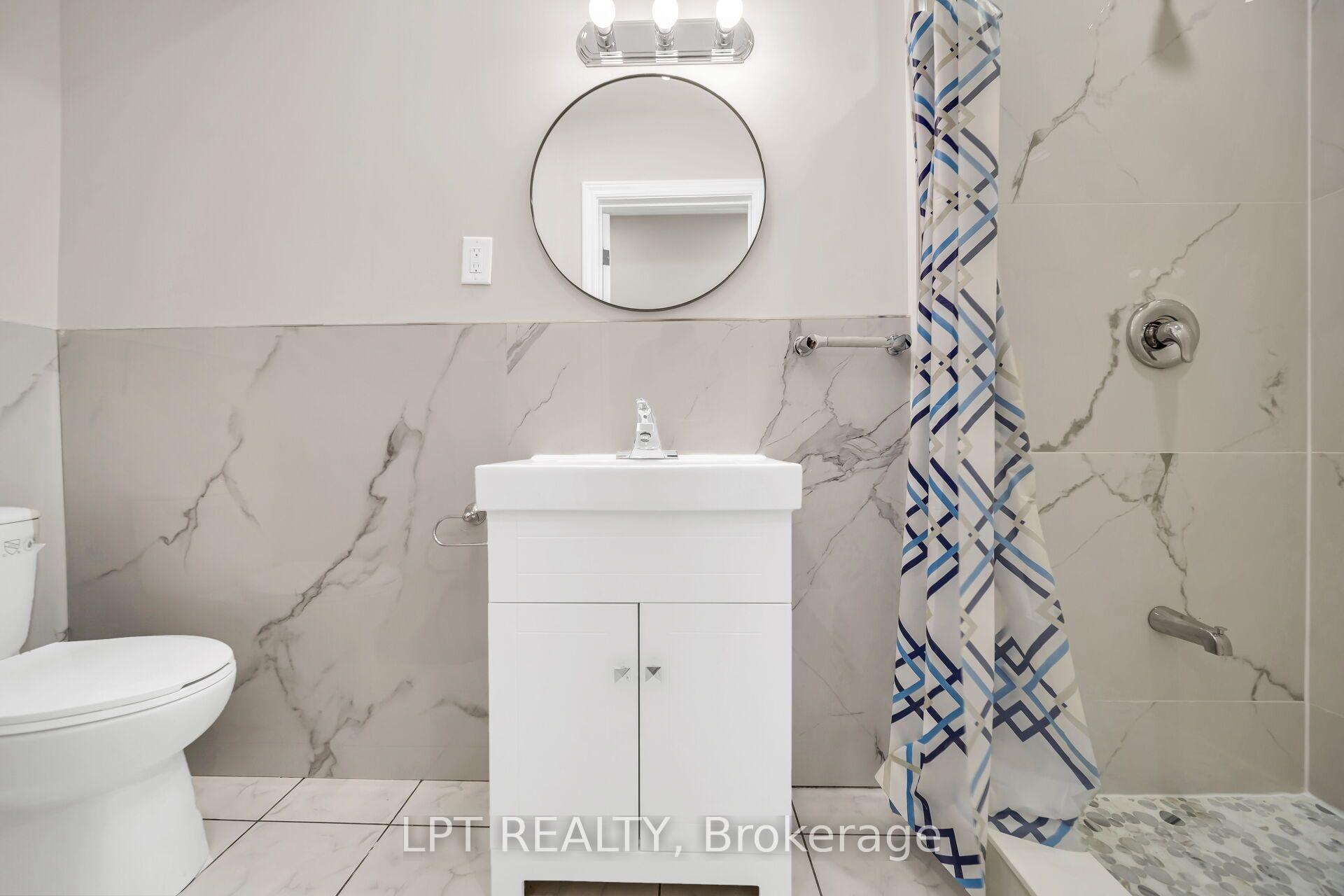 Photo 44 of 41 Keegan Crescent, North York, York University Heights — HOMEH