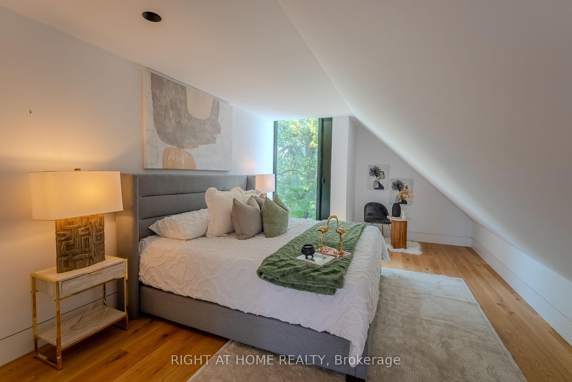 Photo 58 of 79 Northcote Avenue, Toronto, Little Portugal — HOMEH