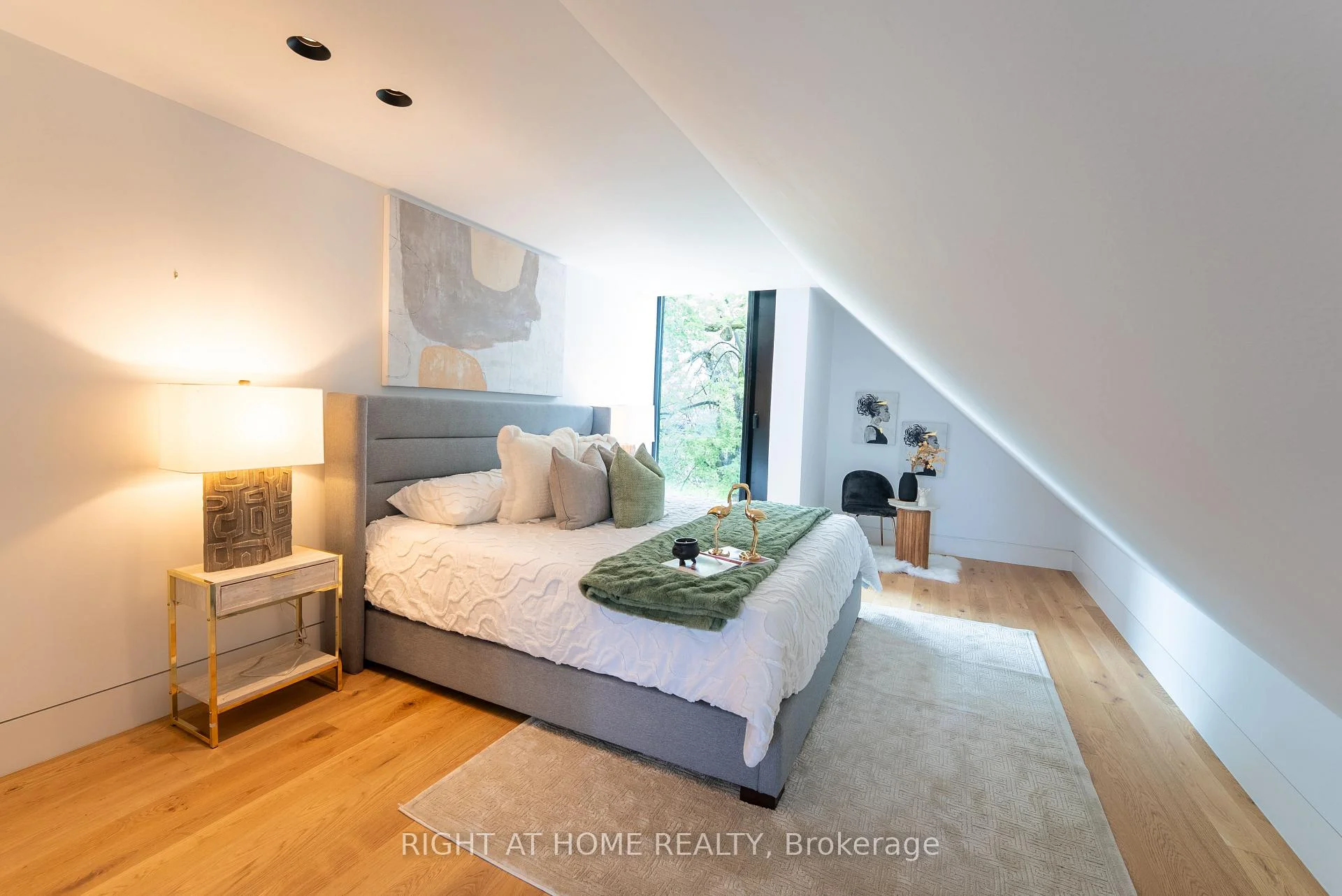 Photo 57 of 79 Northcote Avenue, Toronto, Little Portugal — HOMEH