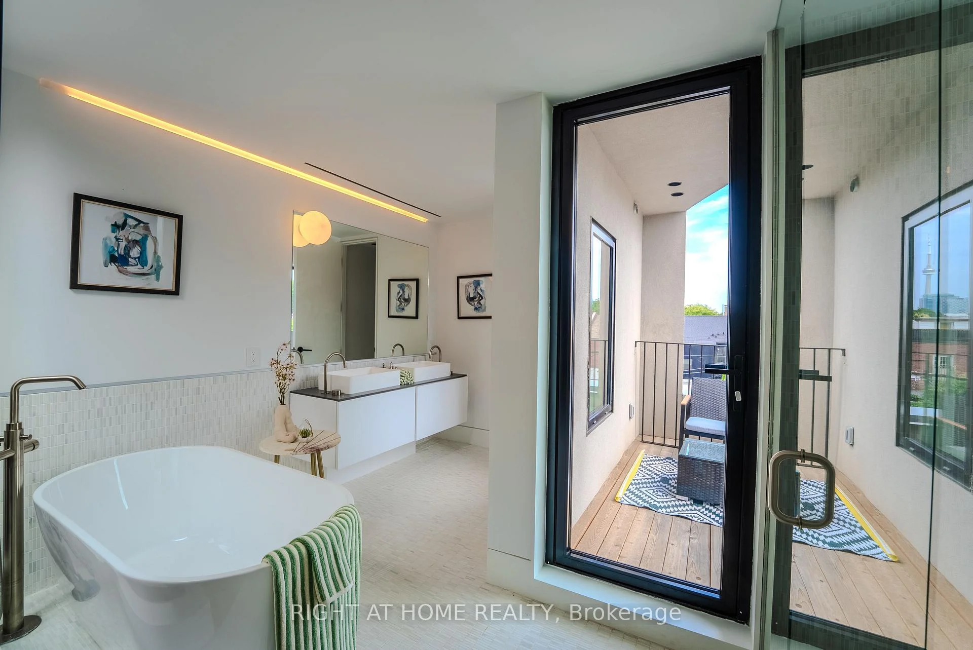 Photo 74 of 79 Northcote Avenue, Toronto, Little Portugal — HOMEH