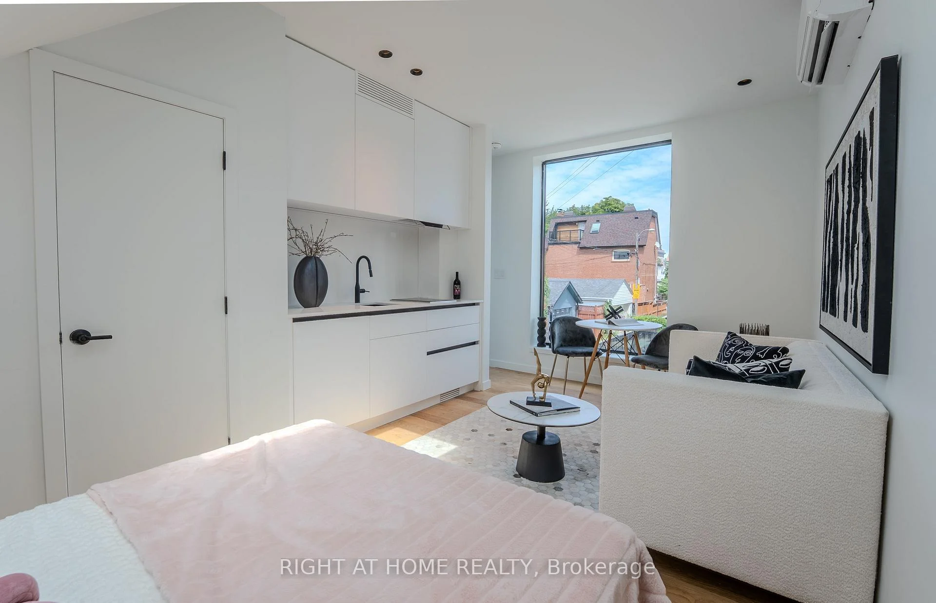 Photo 76 of 79 Northcote Avenue, Toronto, Little Portugal — HOMEH