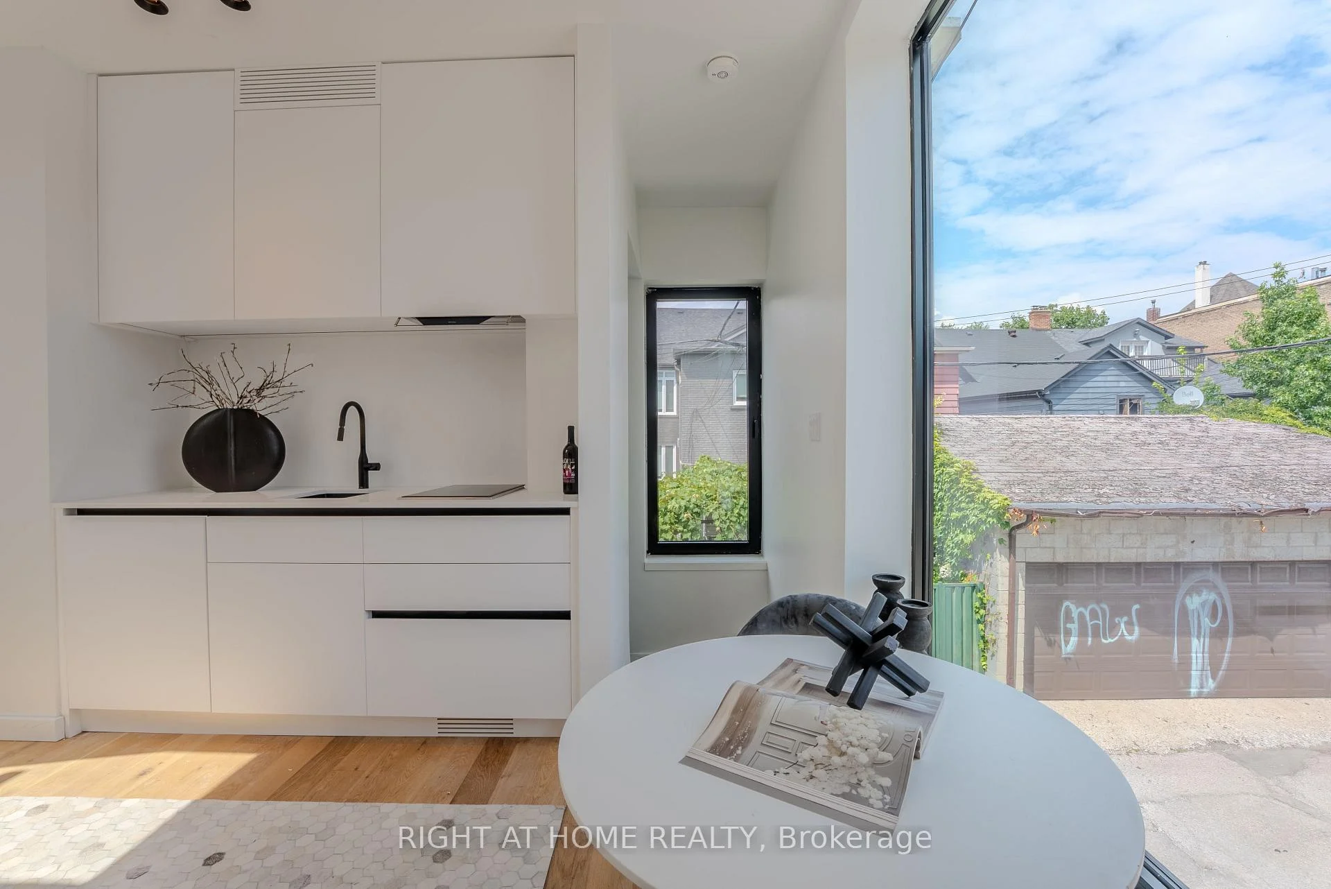Photo 77 of 79 Northcote Avenue, Toronto, Little Portugal — HOMEH