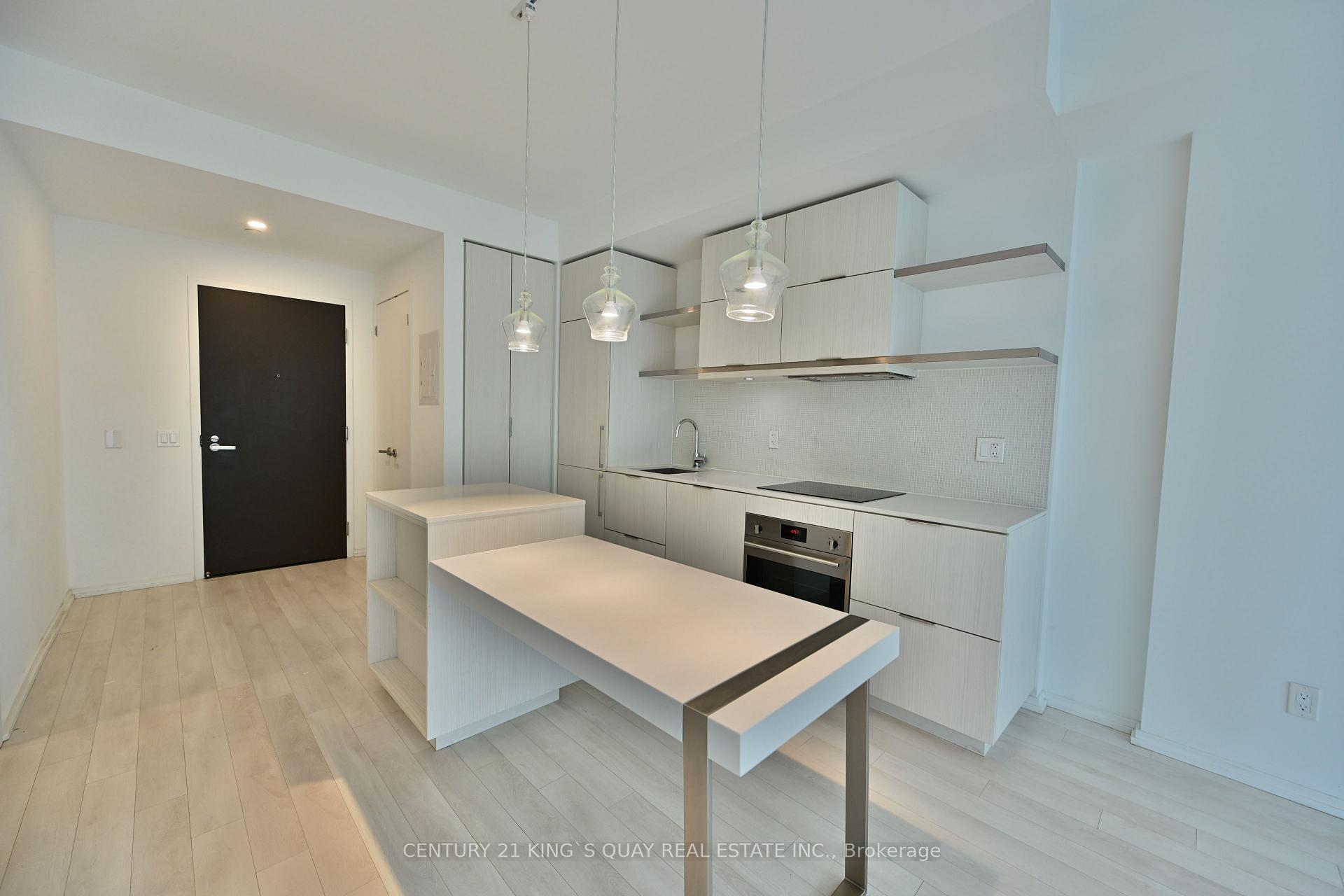 Photo 5 of Unit 1907, 197 Yonge Street, Toronto, Church-Yonge Corridor — HOMEH