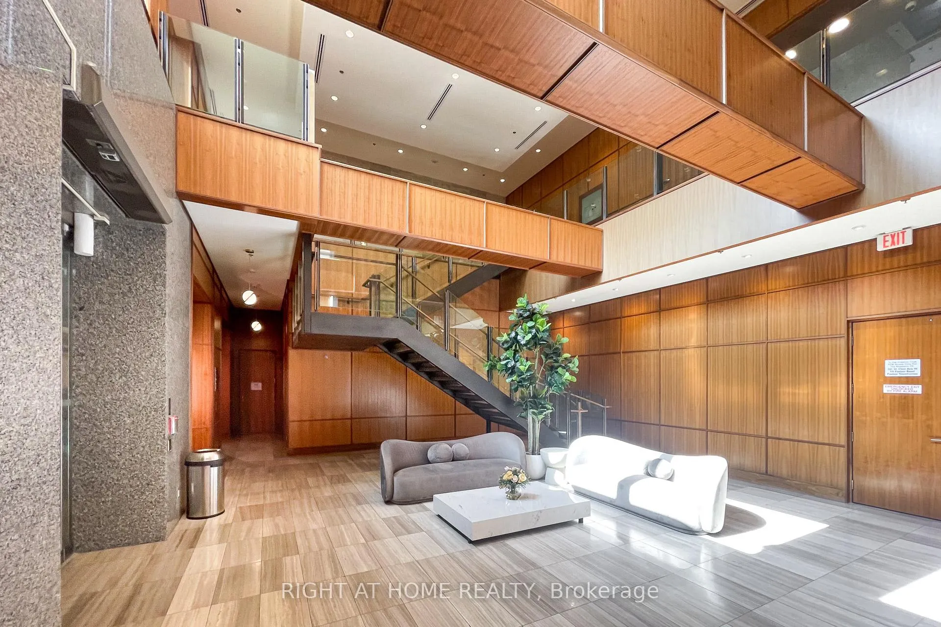 Photo 25 of Unit 421, 111 St Clair Avenue W, Toronto, Yonge-St. Clair — HOMEH