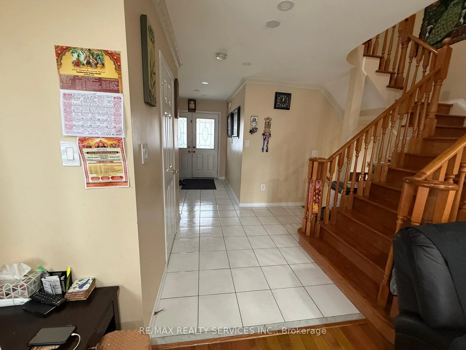 Photo 2 of 37 Riverplace Crescent, Brampton, Bram East — HOMEH
