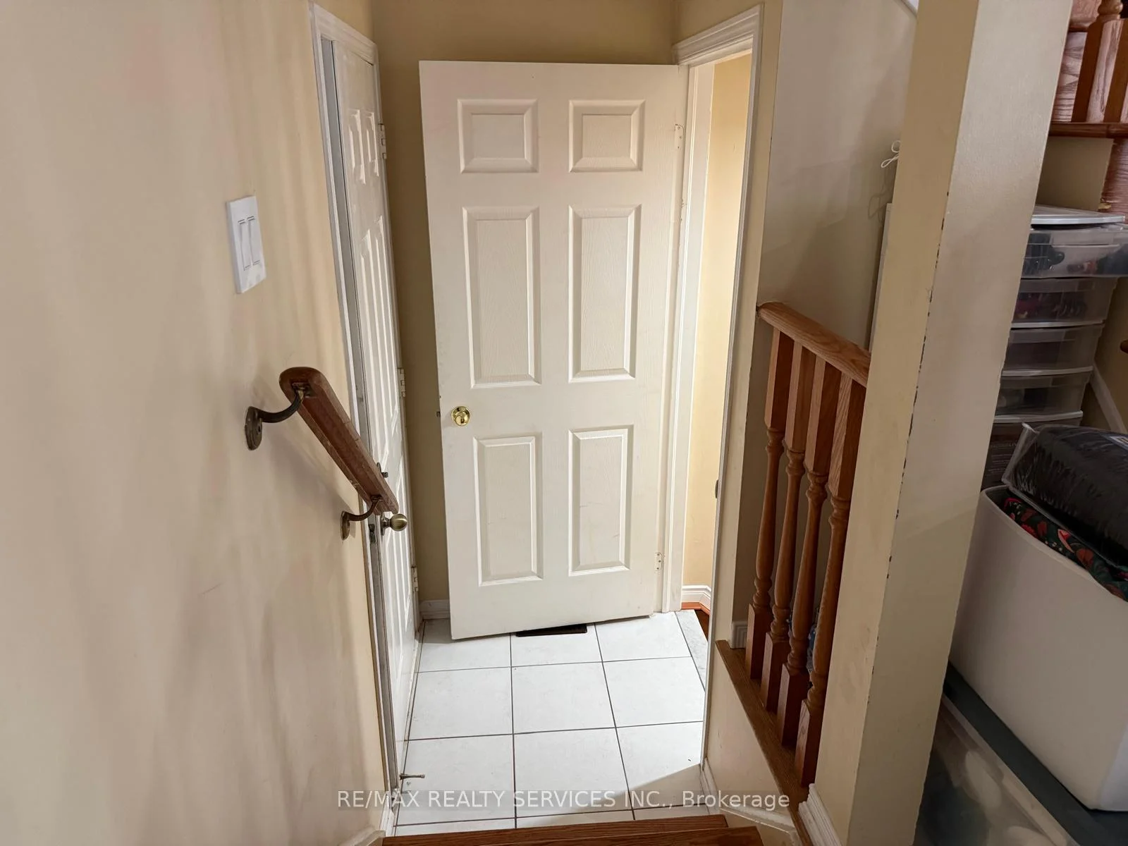 Photo 8 of 37 Riverplace Crescent, Brampton, Bram East — HOMEH