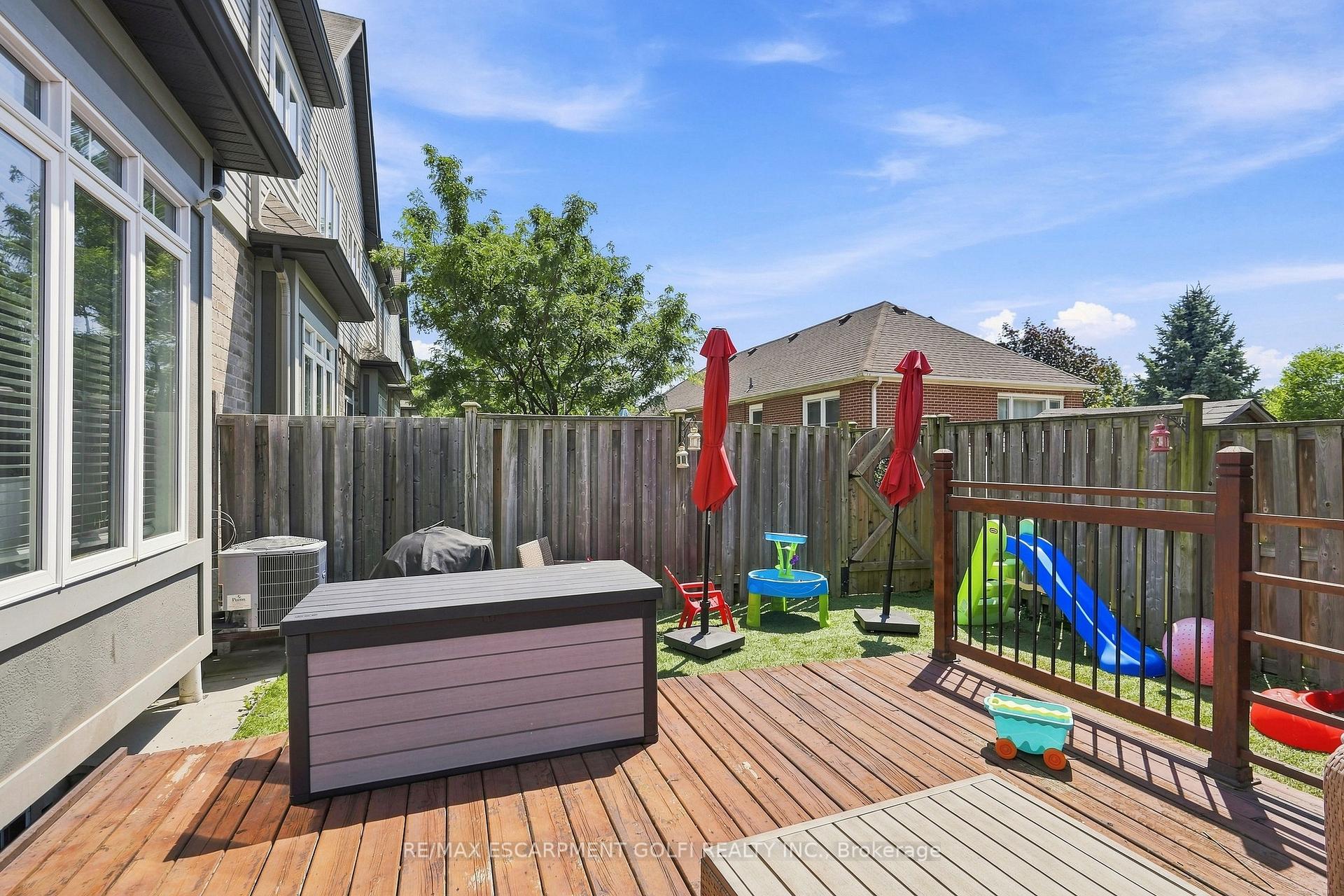 Photo 22 of 1050 Ryckman Common, Burlington, Freeman — HOMEH
