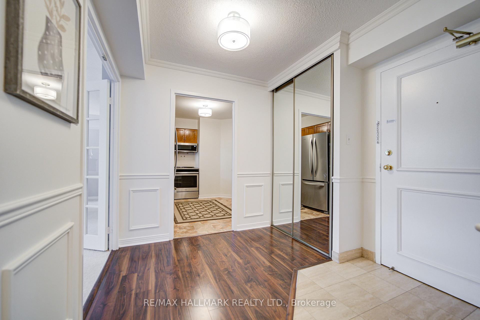 Photo 5 of Unit 208, 30 Wilson Street, Markham, Old Markham Village — HOMEH