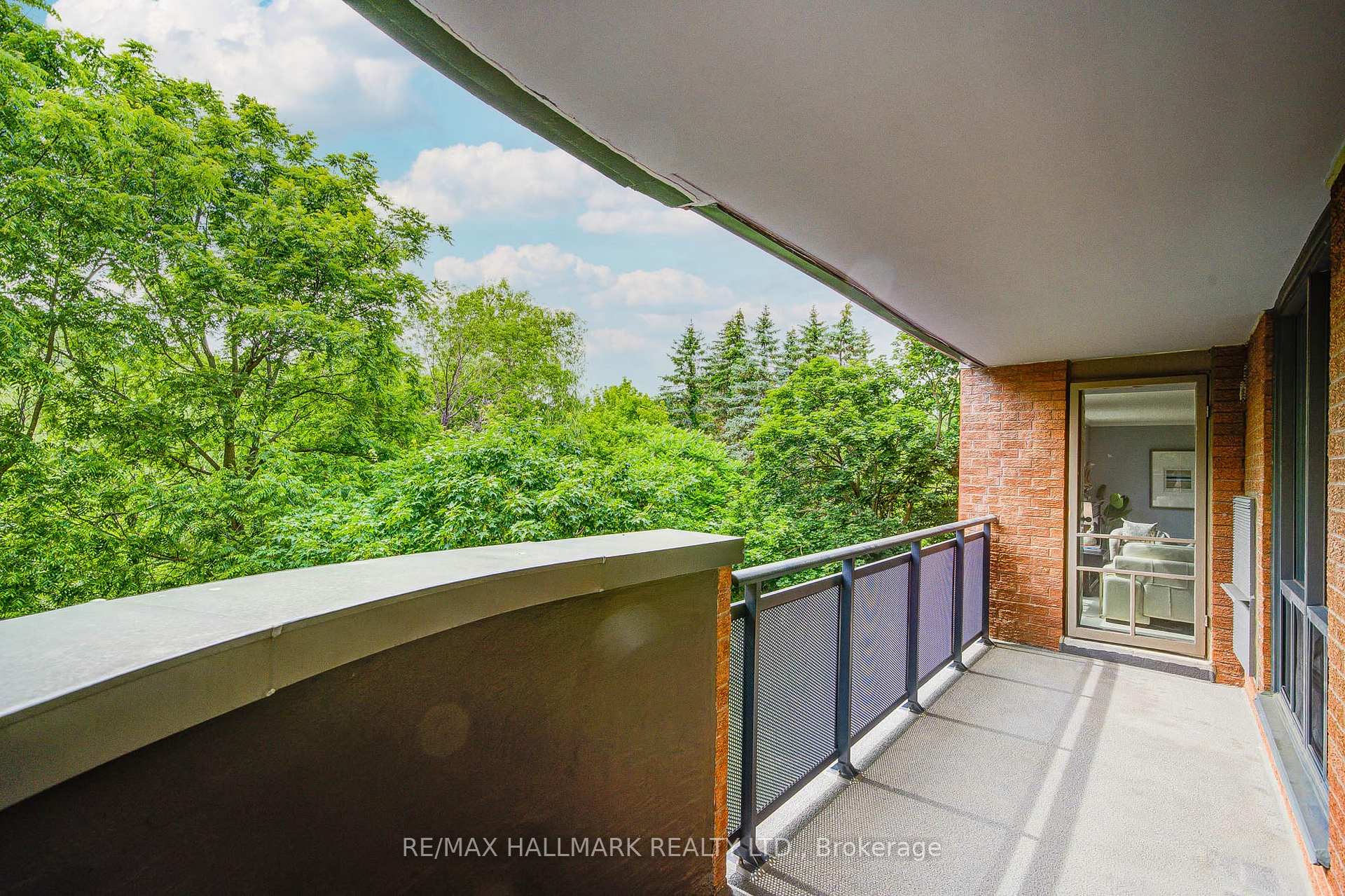 Photo 24 of Unit 208, 30 Wilson Street, Markham, Old Markham Village — HOMEH