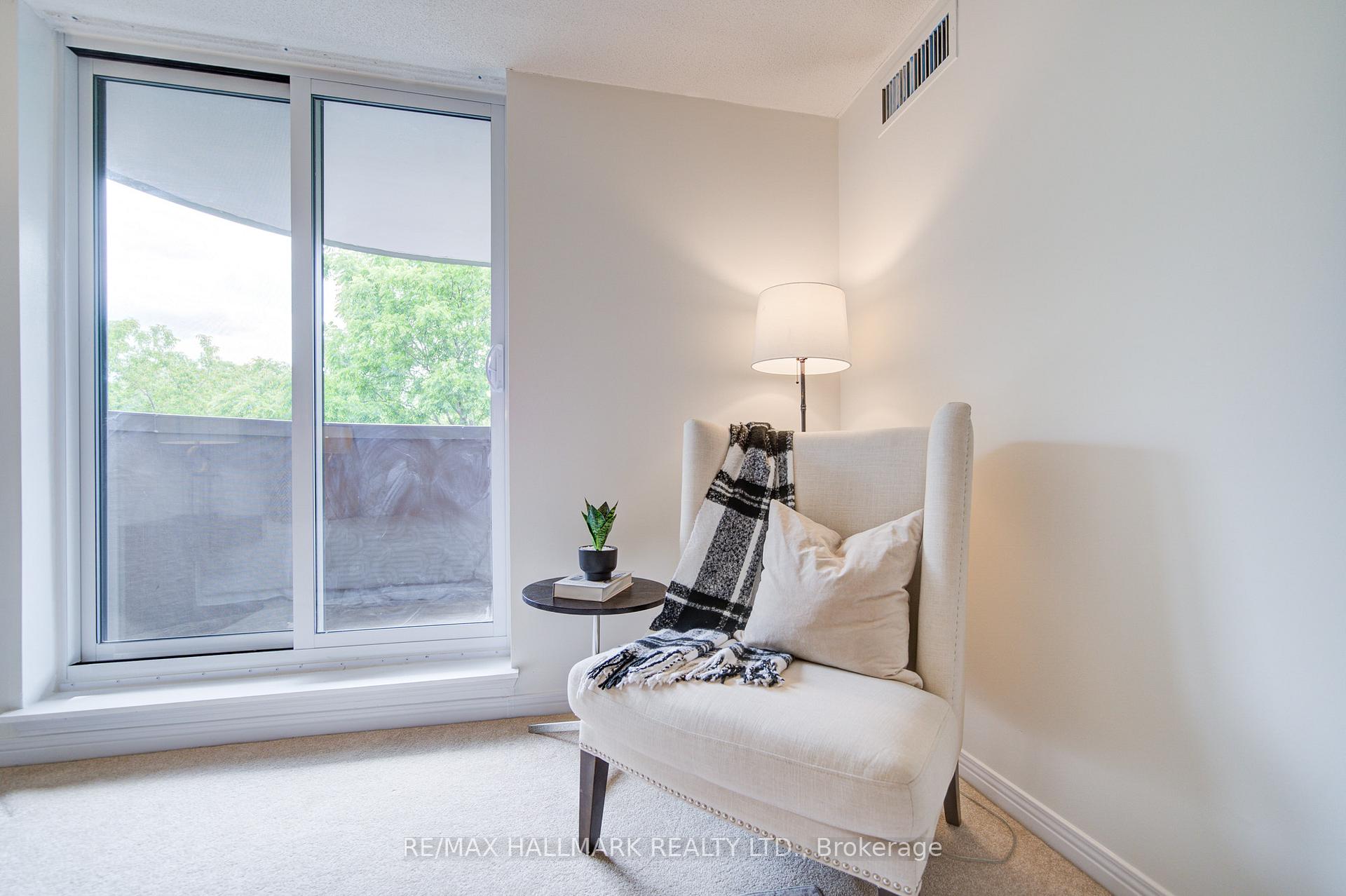 Photo 32 of Unit 208, 30 Wilson Street, Markham, Old Markham Village — HOMEH