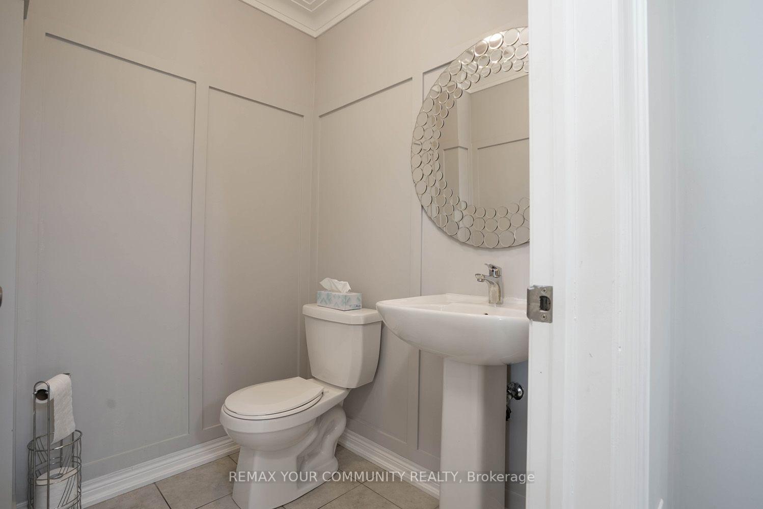 Photo 13 of 6 Globemaster Lane, Richmond Hill, Oak Ridges — HOMEH