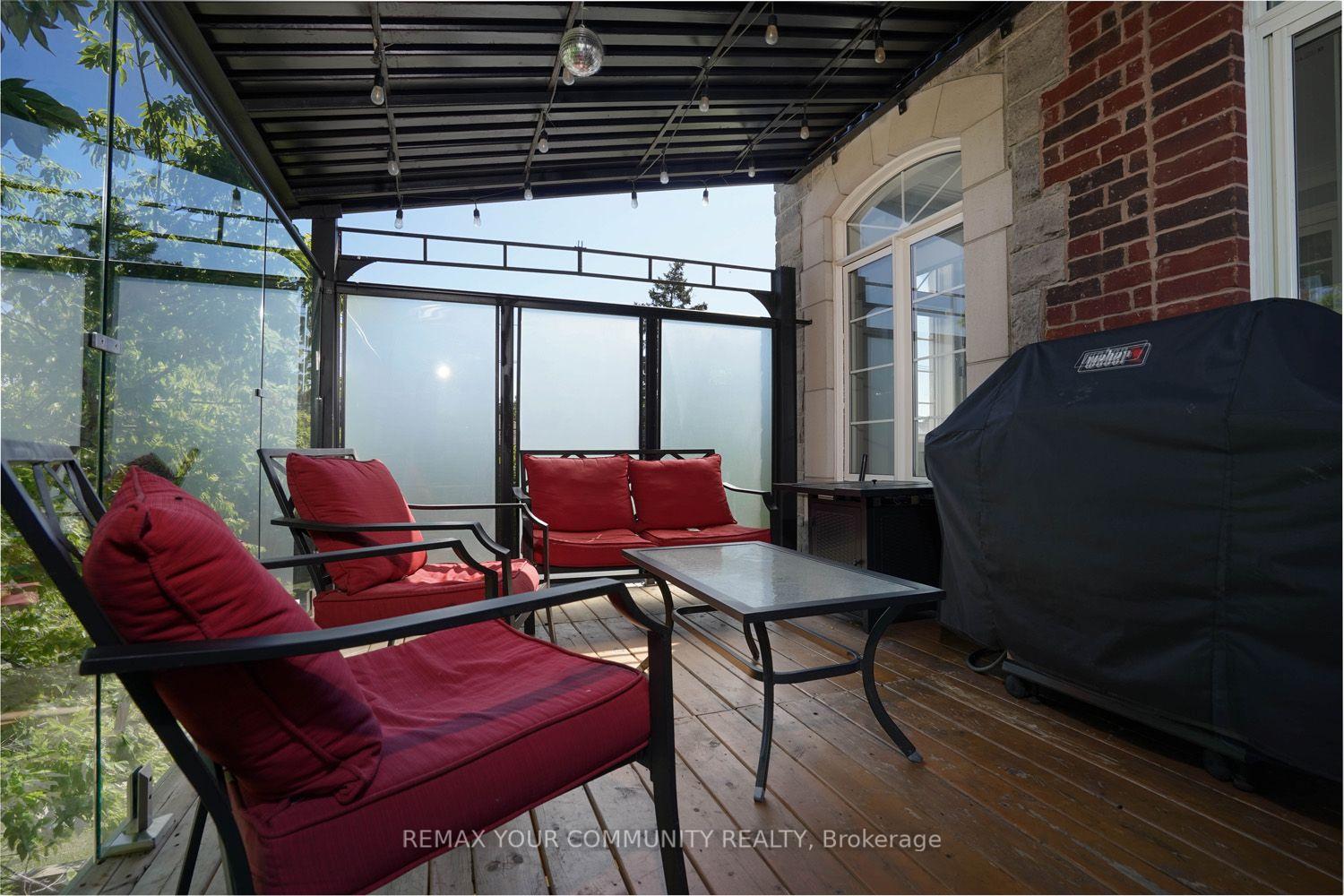 Photo 35 of 6 Globemaster Lane, Richmond Hill, Oak Ridges — HOMEH