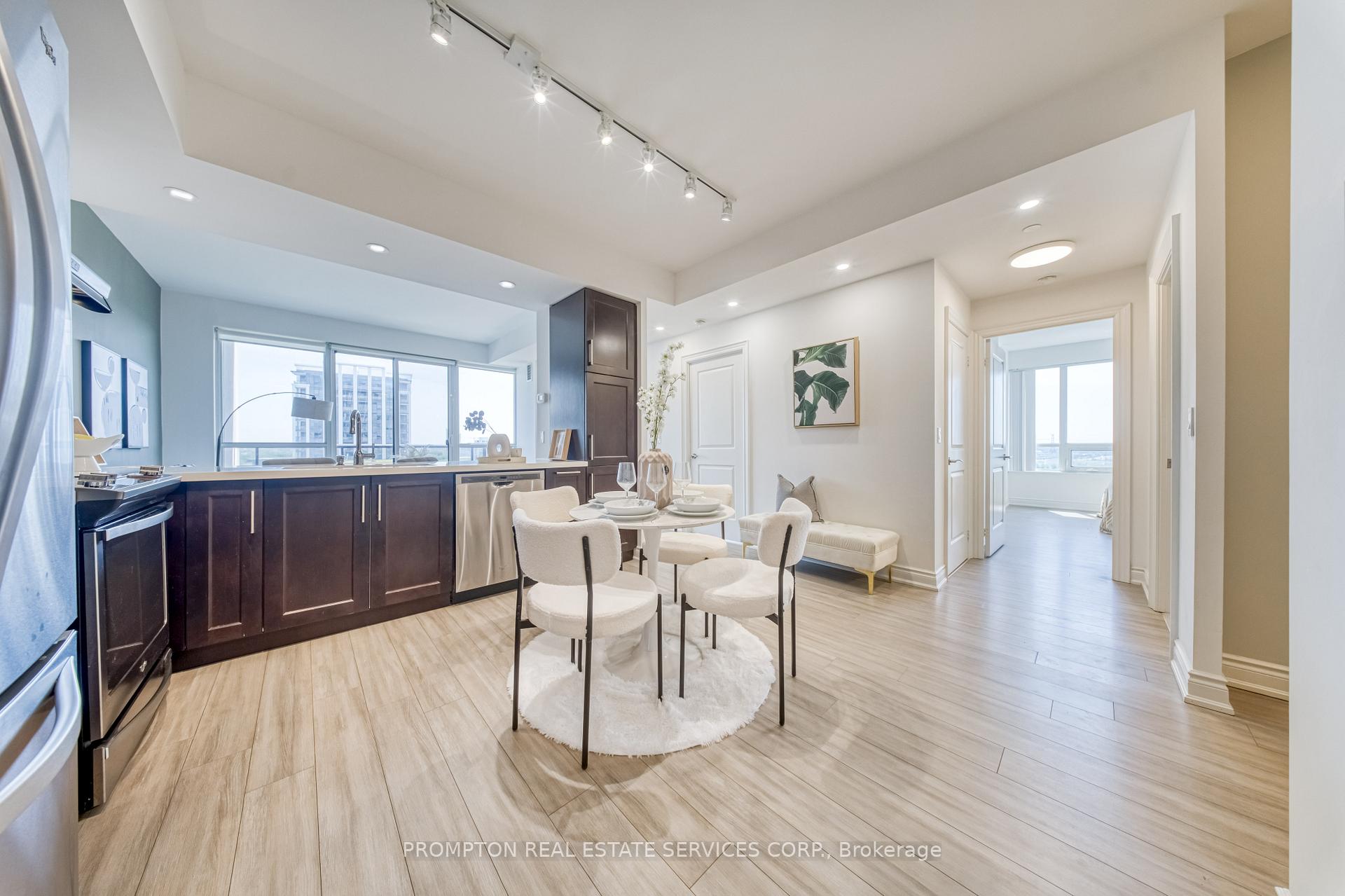 Photo 6 of Unit 1208, 38 Cedarland Drive, Markham, Unionville — HOMEH