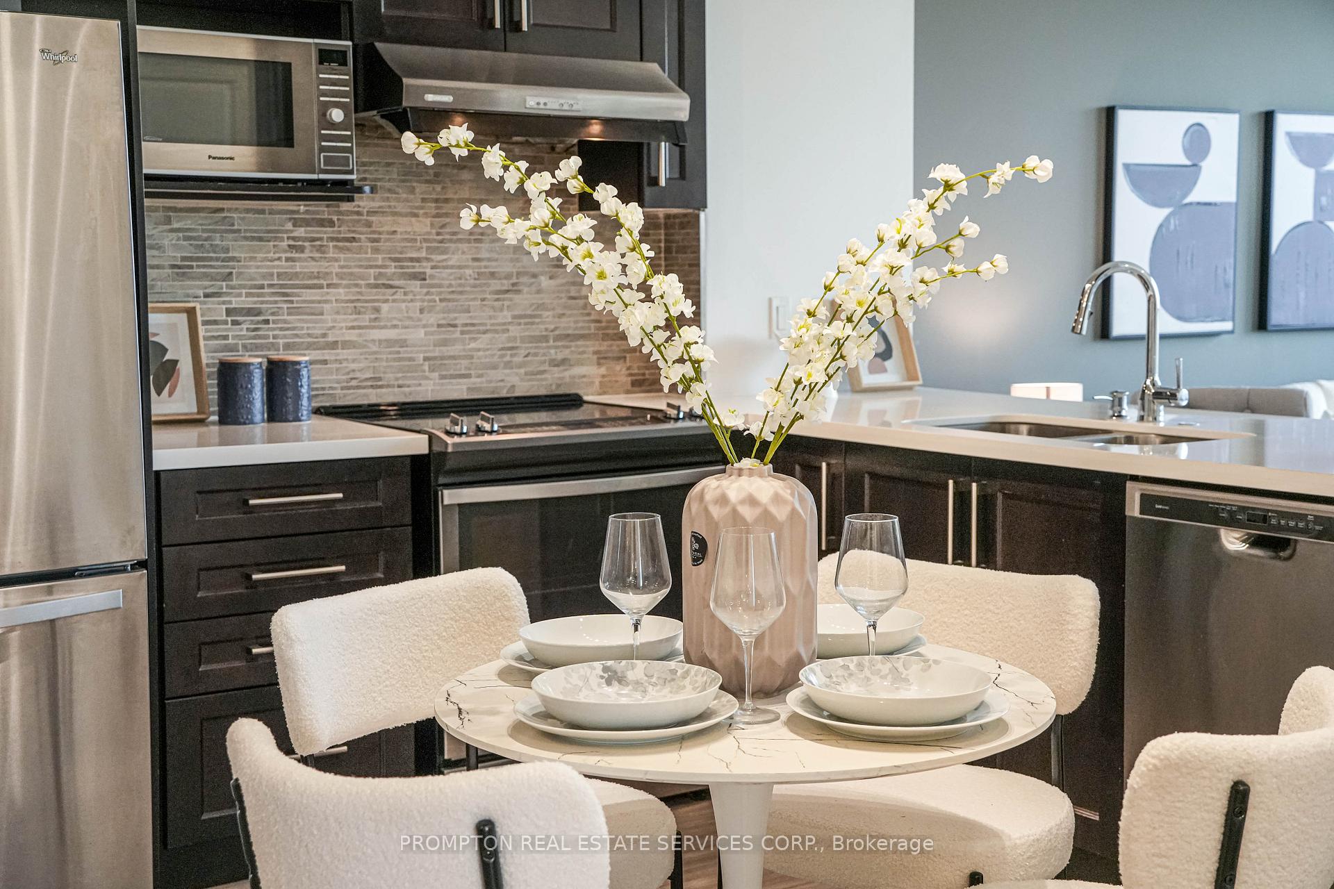 Photo 7 of Unit 1208, 38 Cedarland Drive, Markham, Unionville — HOMEH