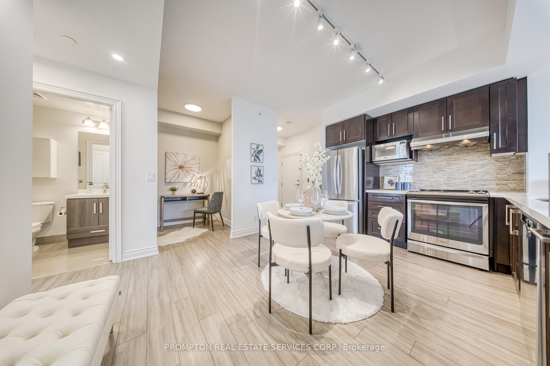 Photo 8 of Unit 1208, 38 Cedarland Drive, Markham, Unionville — HOMEH
