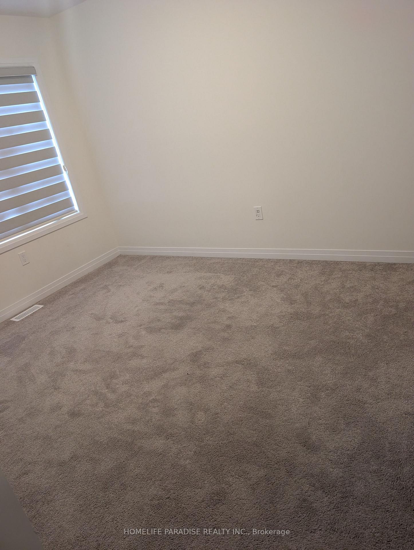 Photo 13 of Unit 3, 15 Blacklock Street E, Cambridge, Westview — HOMEH