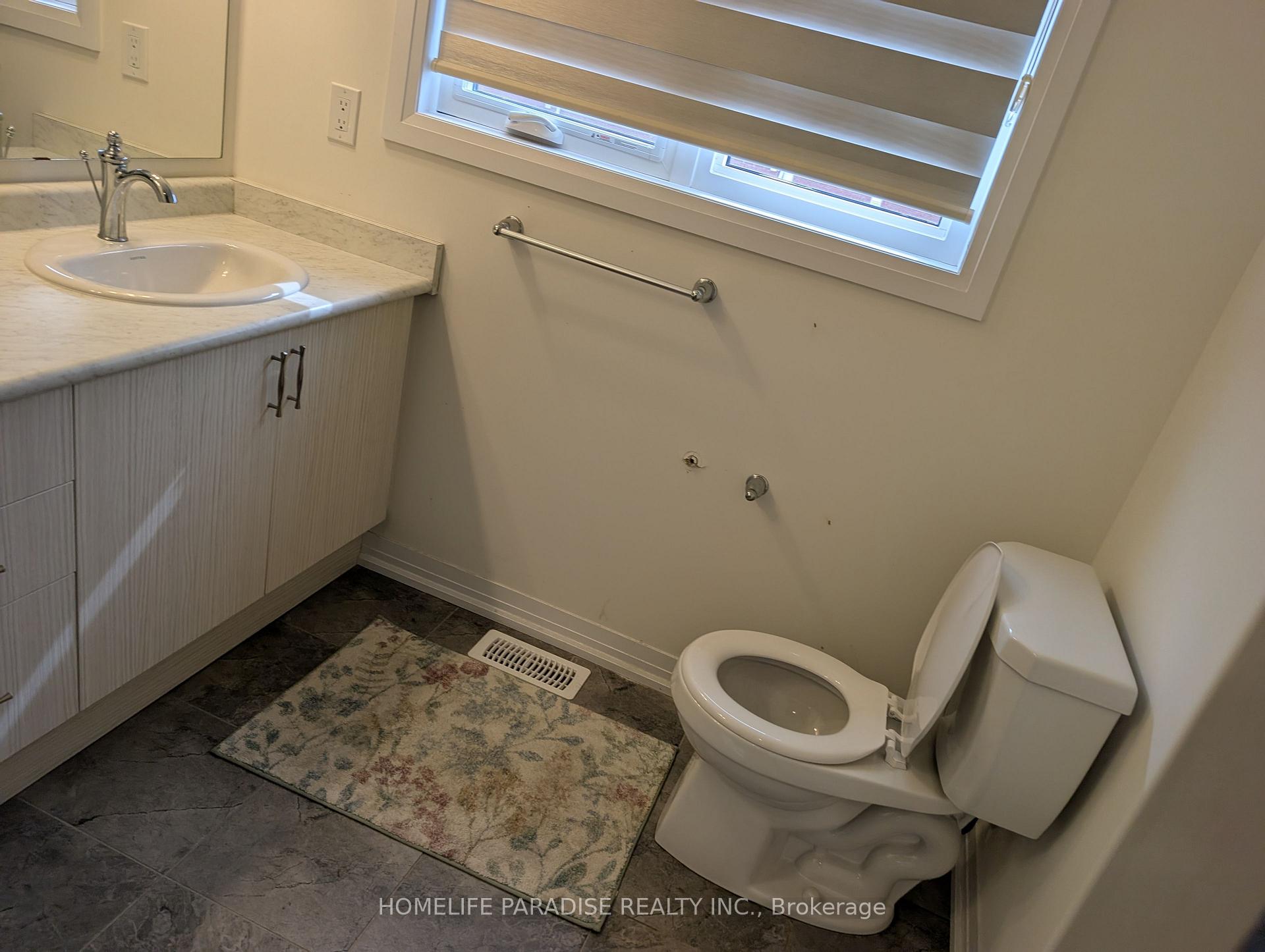 Photo 16 of Unit 3, 15 Blacklock Street E, Cambridge, Westview — HOMEH