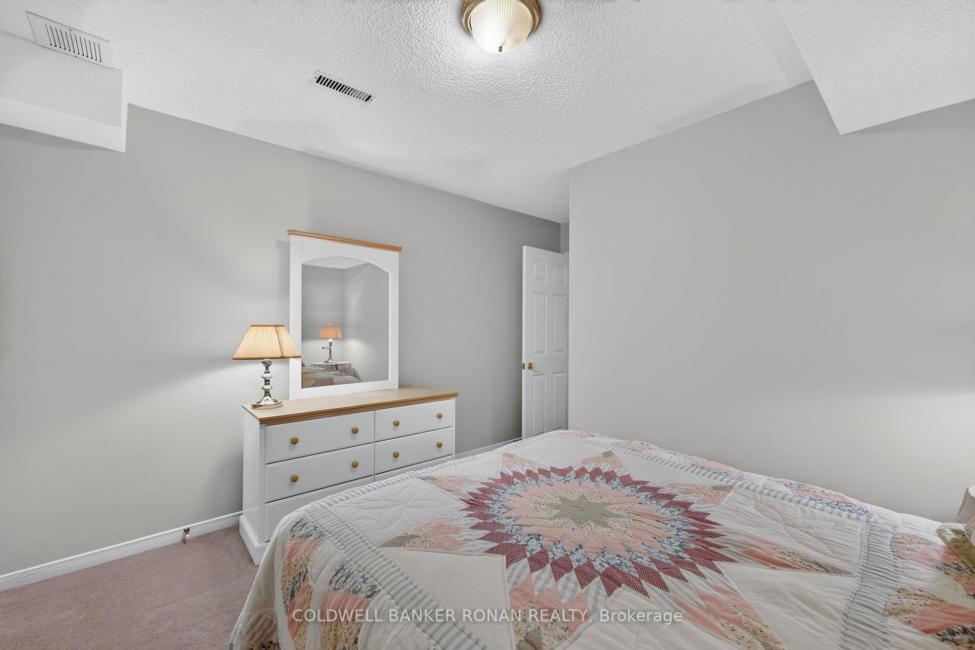 Photo 29 of Unit 11, 101 Green Briar Road, New Tecumseth, Alliston — HOMEH