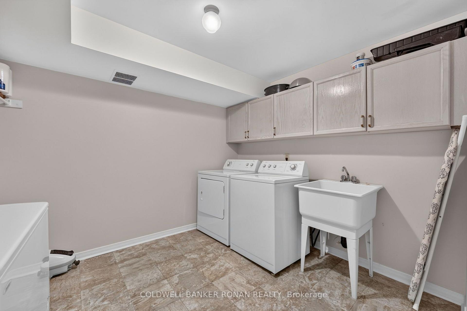 Photo 30 of Unit 11, 101 Green Briar Road, New Tecumseth, Alliston — HOMEH