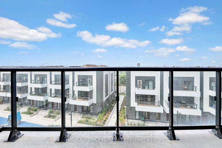Photo 32 of Unit 401, 10 Lagerfeld Drive, Brampton, Northwest Brampton — HOMEH