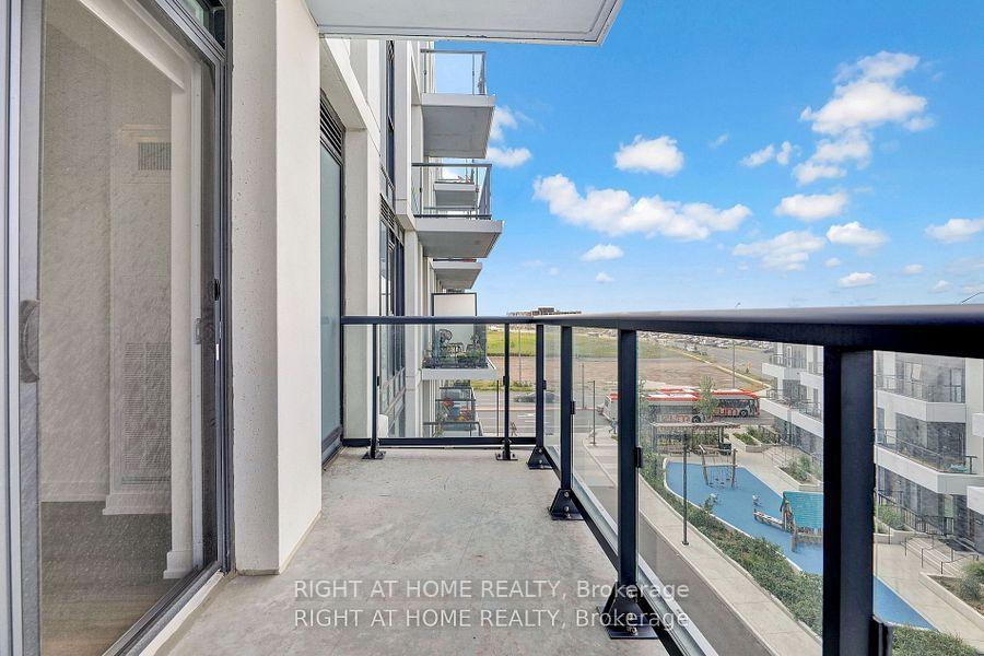 Photo 33 of Unit 401, 10 Lagerfeld Drive, Brampton, Northwest Brampton — HOMEH