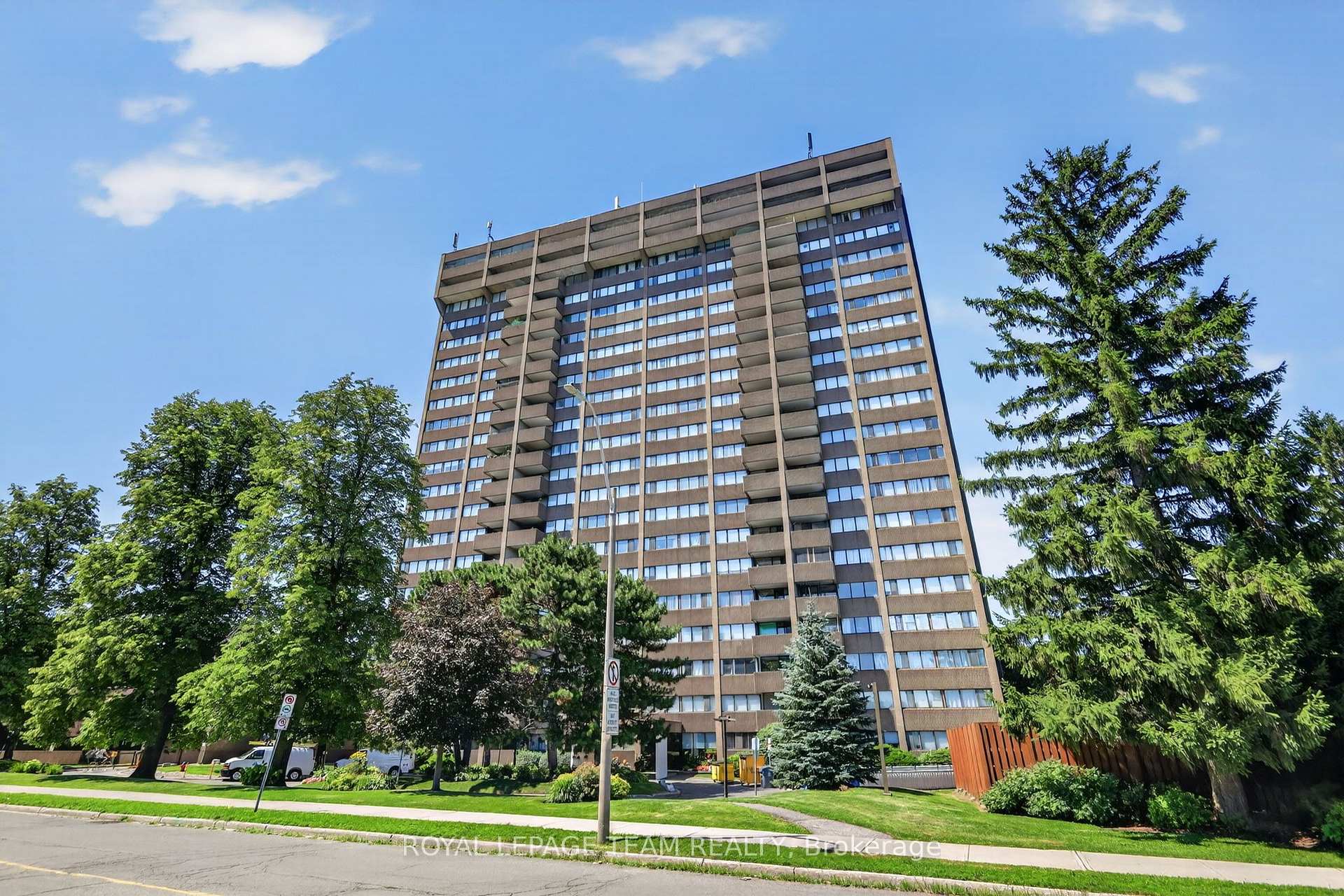 Photo 1 of Unit 705, 1285 Cahill Drive, Ottawa, South Keys — HOMEH