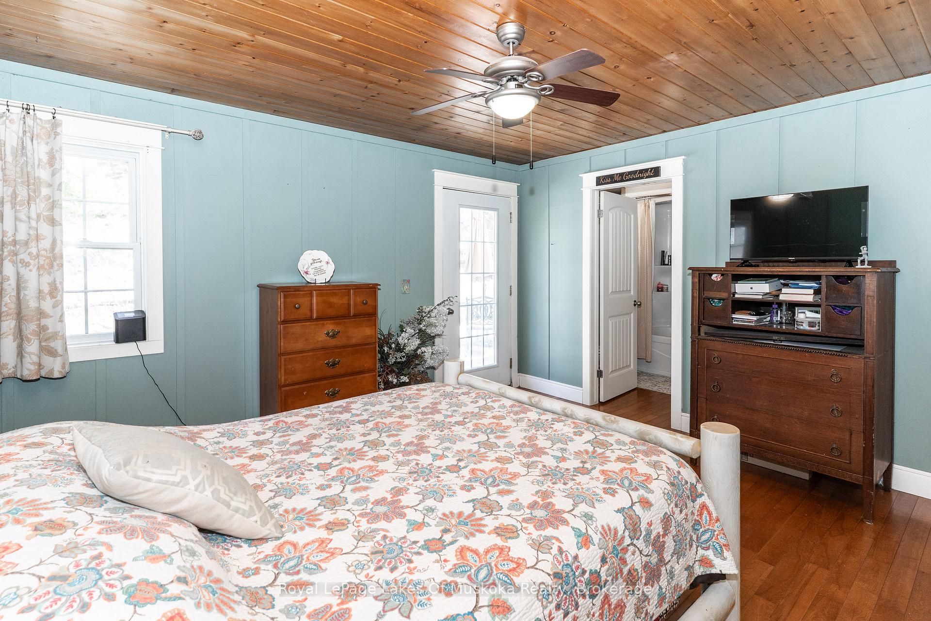 Photo 18 of 1185 Miriam Drive, Bracebridge, Oakley — HOMEH