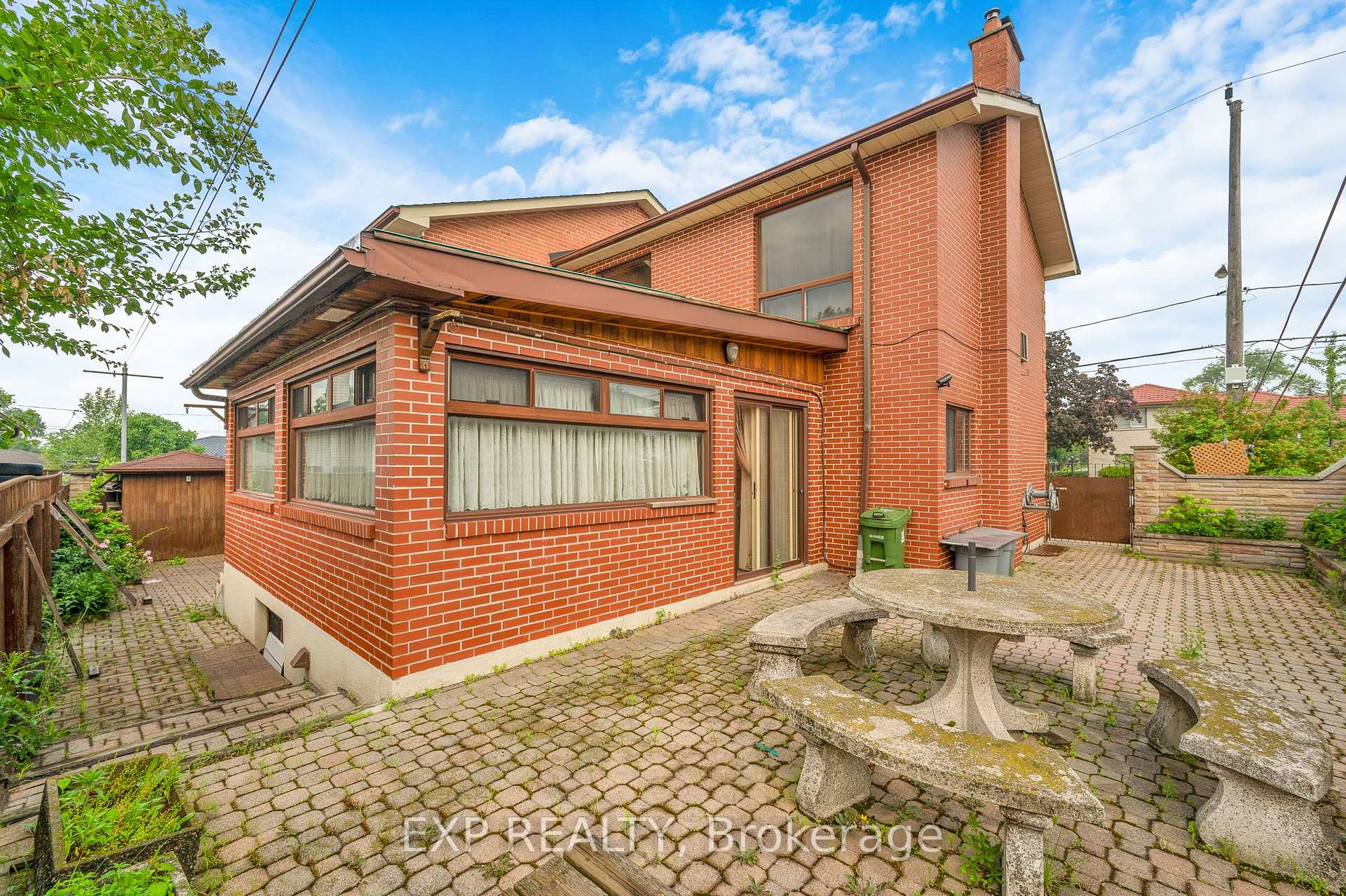 Photo 47 of 52 Storer Drive, North York, Humbermede — HOMEH