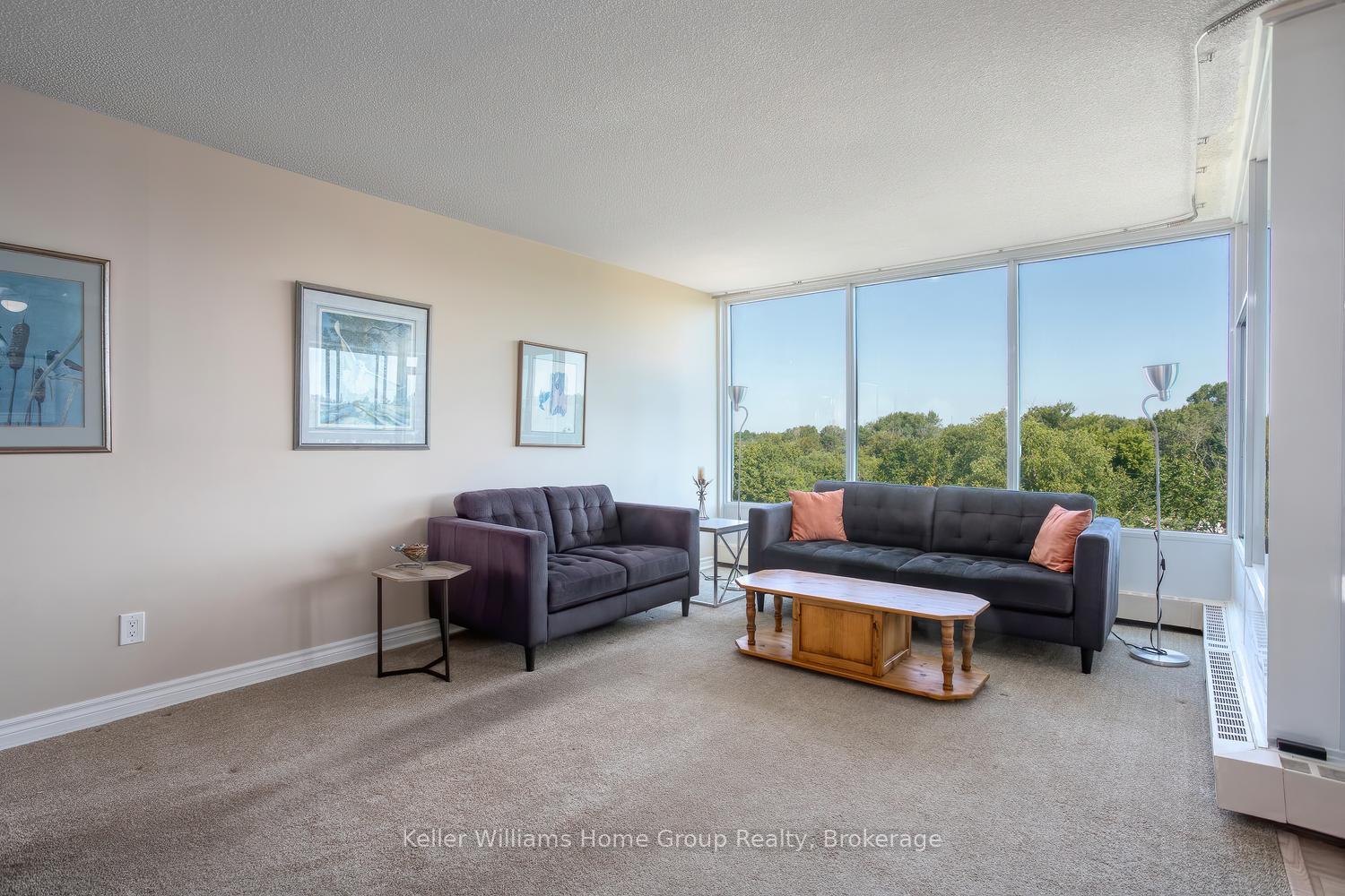Photo 4 of Unit 505, 23 Woodlawn Road E, Guelph, Riverside Park — HOMEH