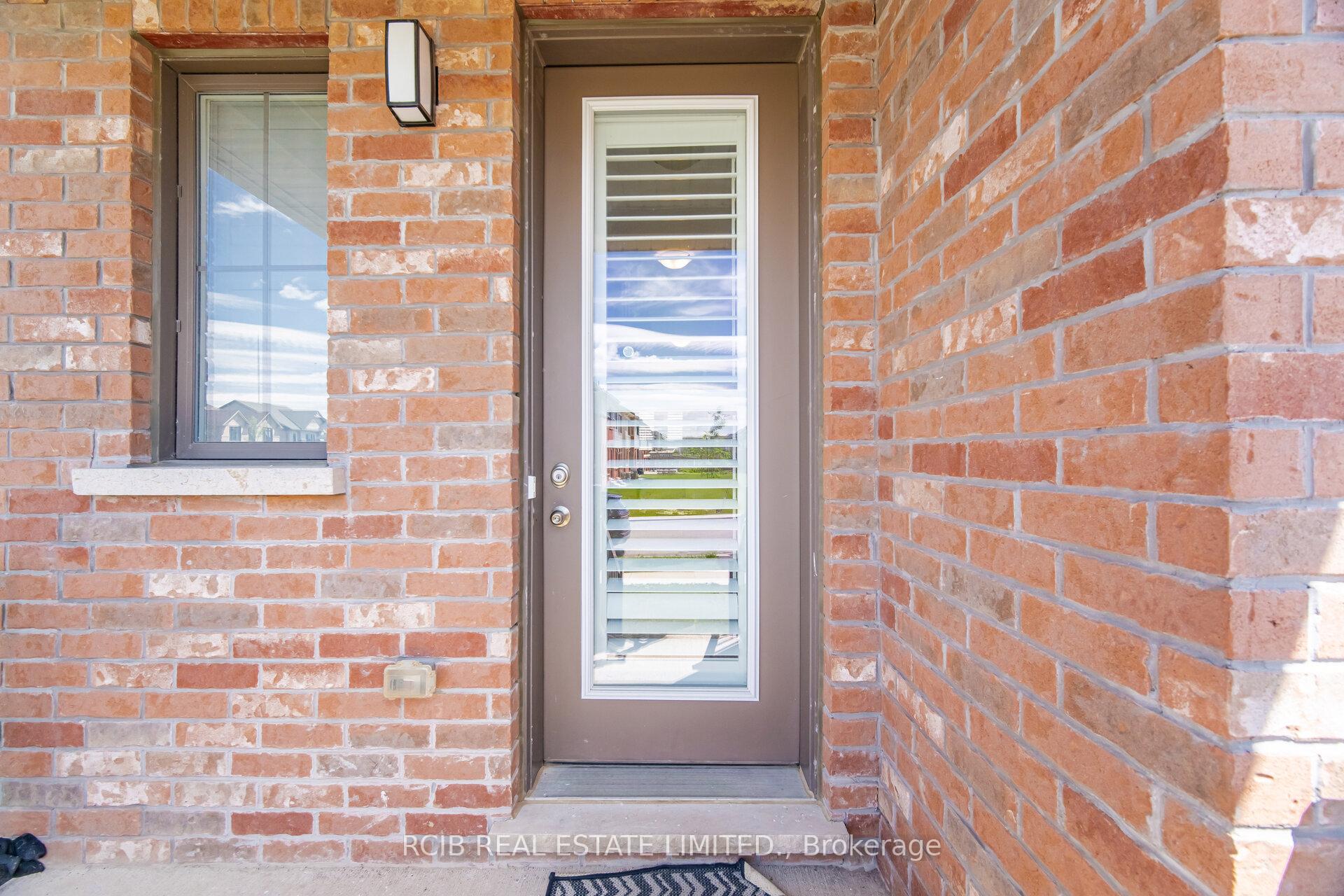 Photo 6 of 10 Thomas Gemmell Road, North Dumfries, Ayr — HOMEH