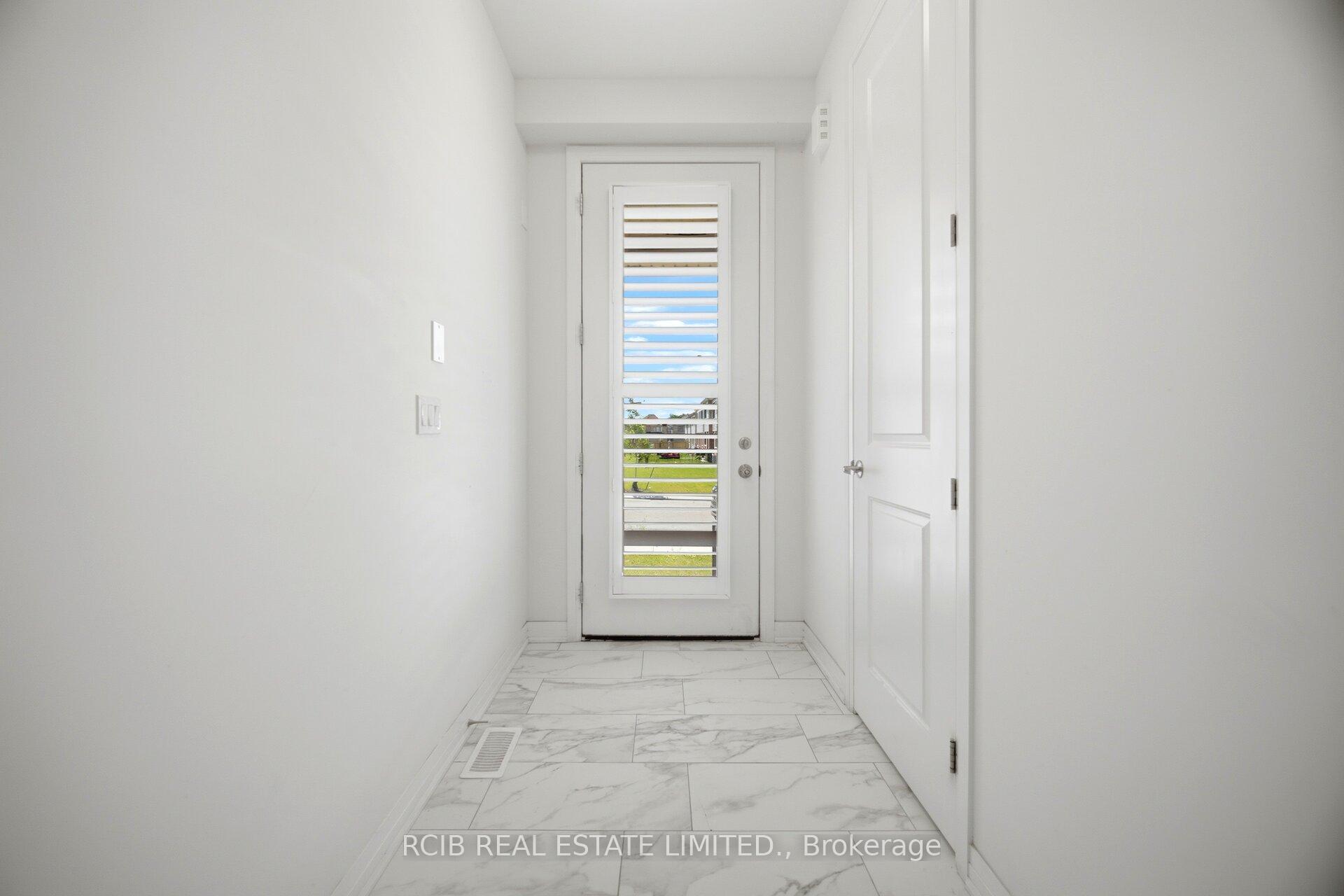 Photo 7 of 10 Thomas Gemmell Road, North Dumfries, Ayr — HOMEH